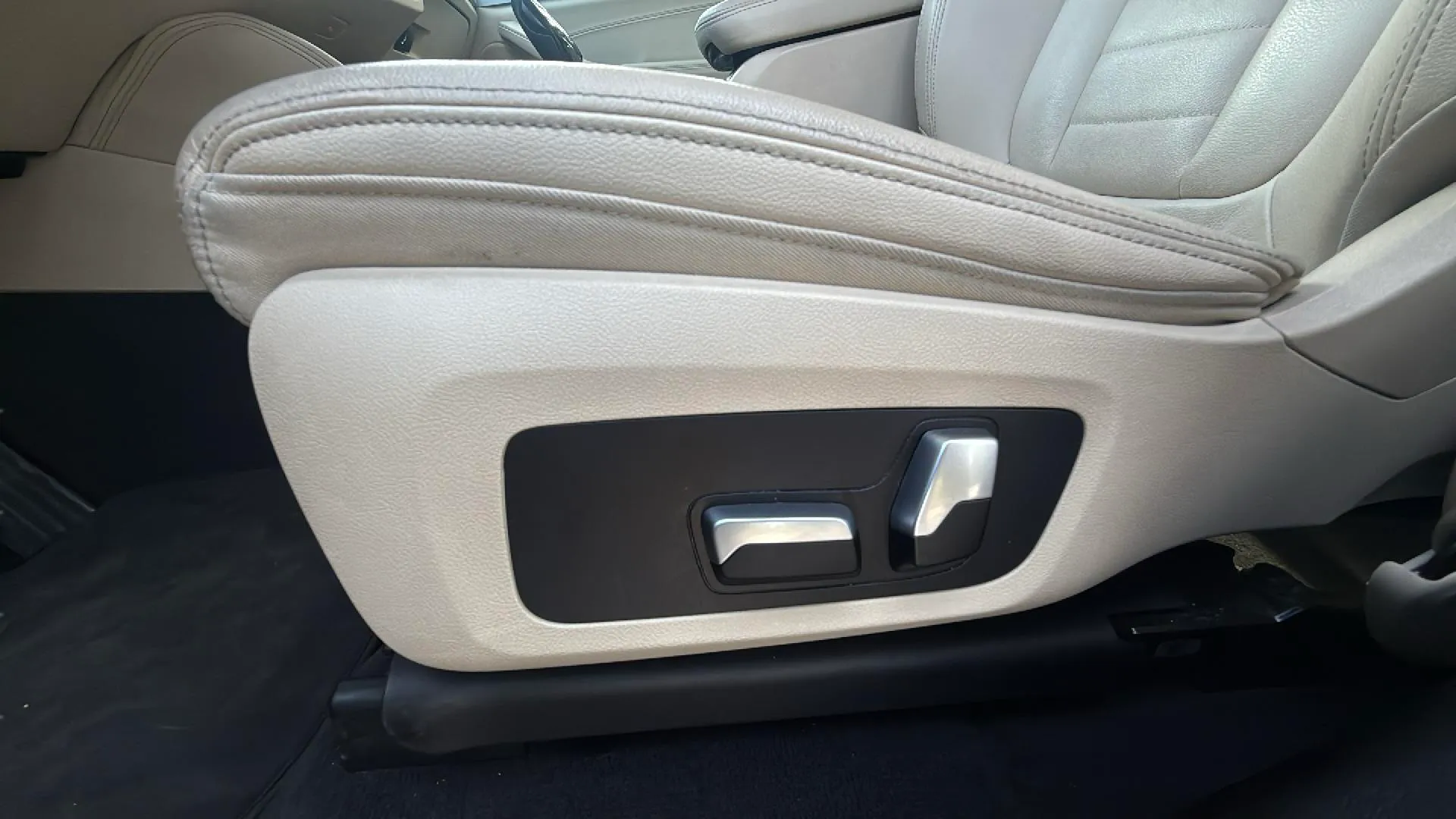 BMW X4 xDrive20d - foto 20
