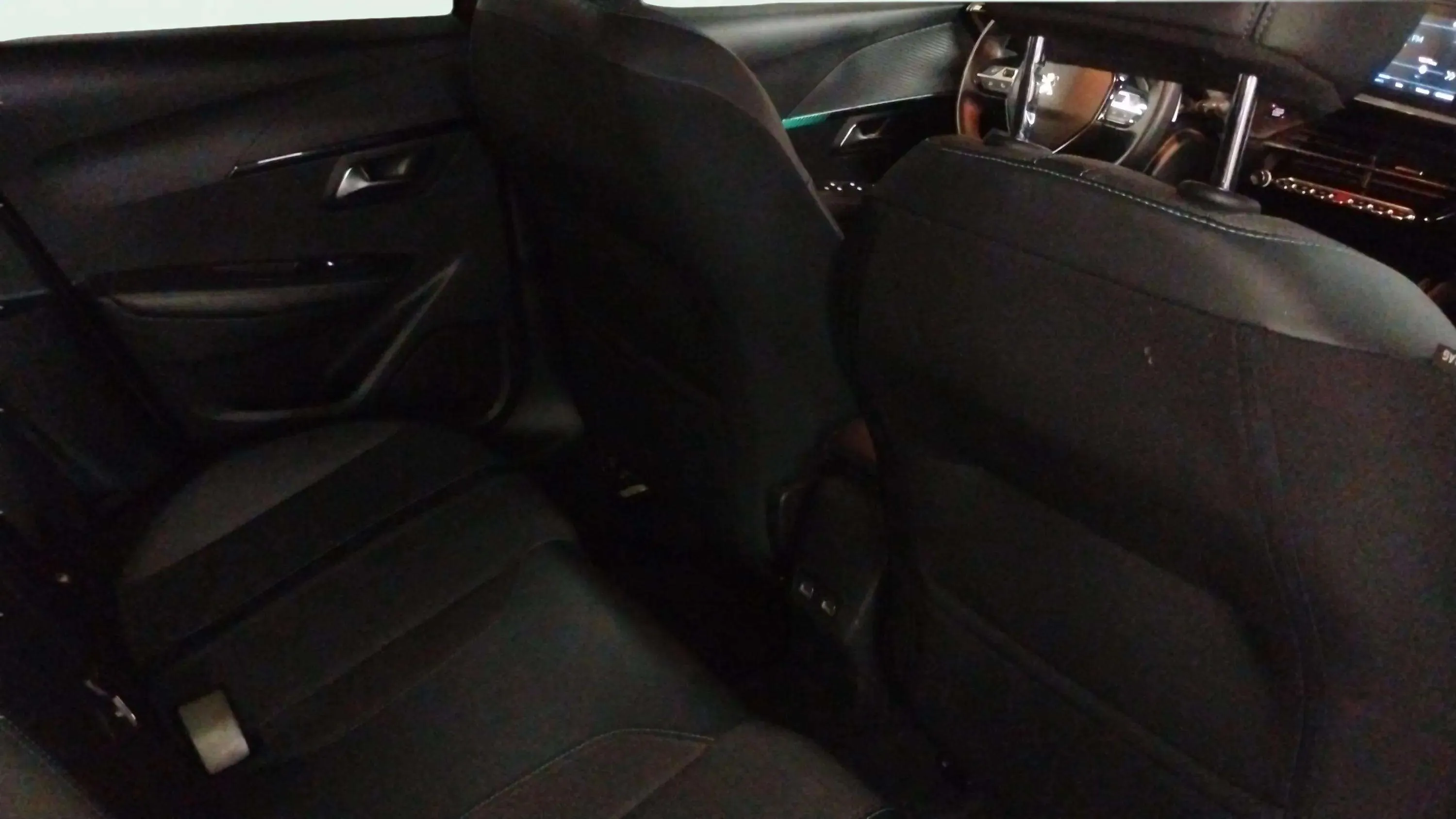 Peugeot 208 PureTech EAT8 Active Pack - foto 11