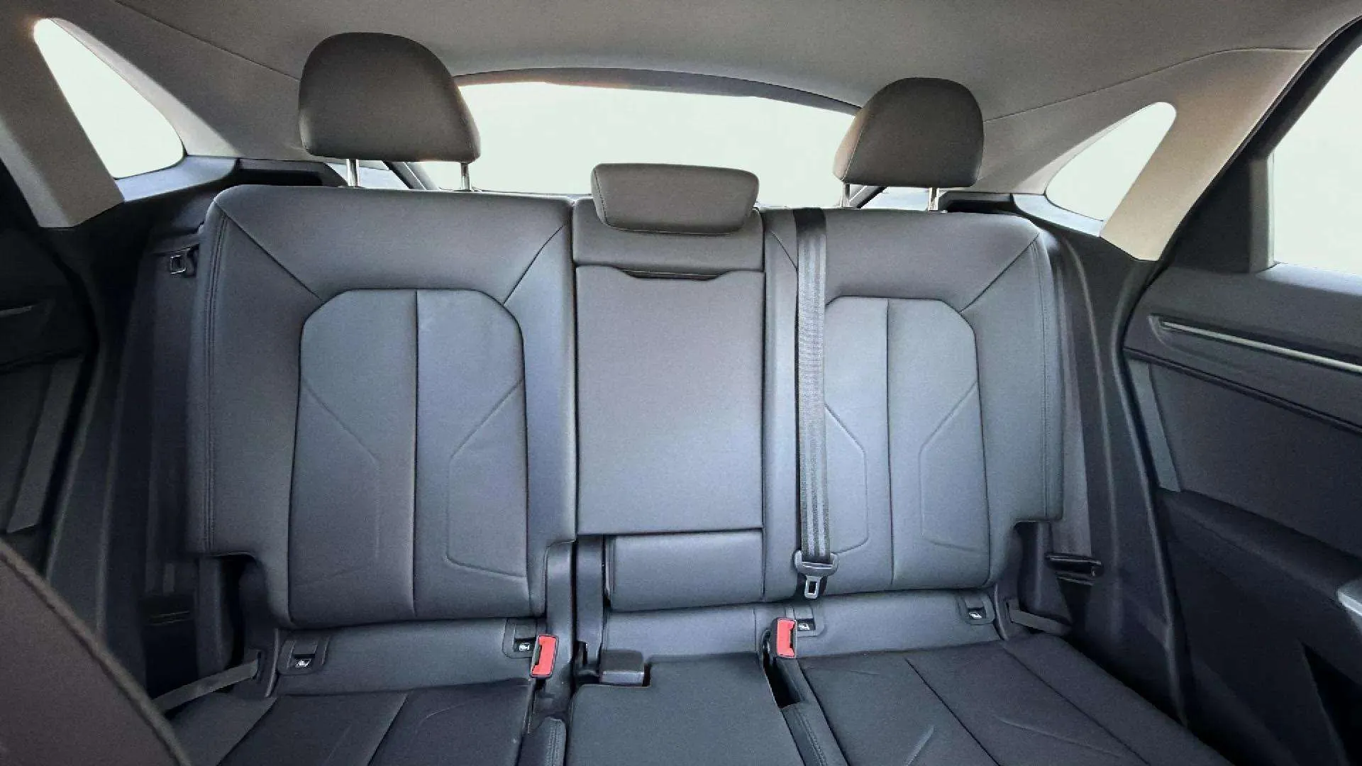 Audi Q3 40 TDI S tronic quattro Advanced - foto 21