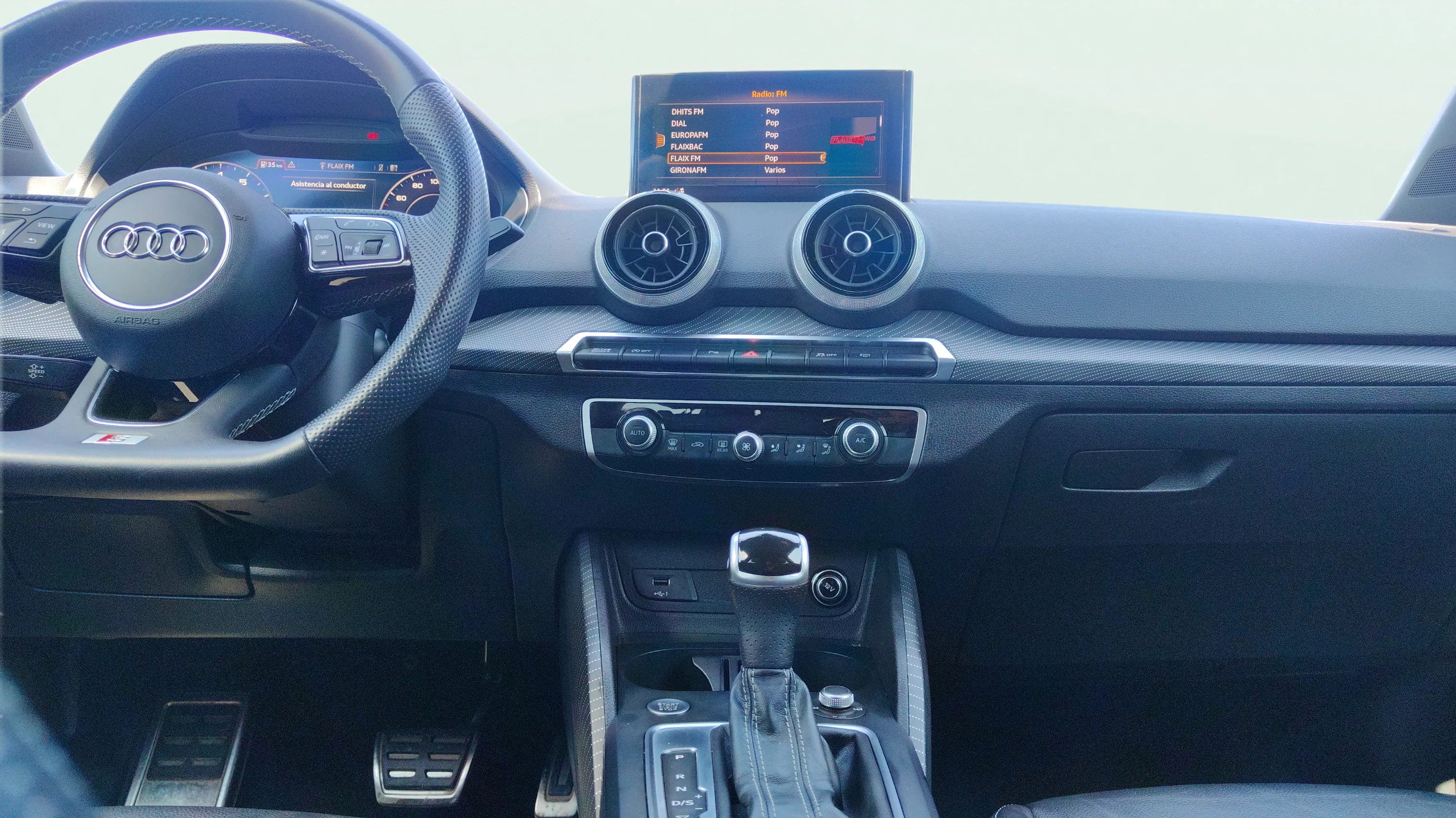 Audi Q2 Black Line 35 TFSI S tronic - foto 10