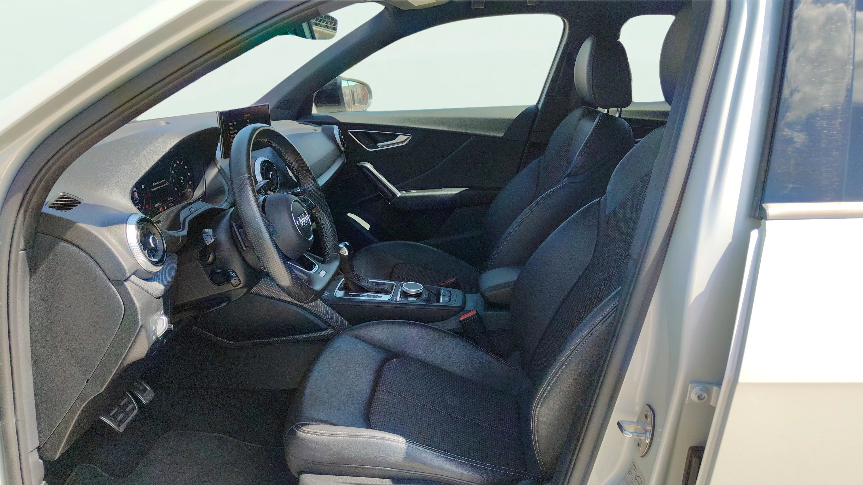 Audi Q2 Black Line 35 TFSI S tronic - foto 13