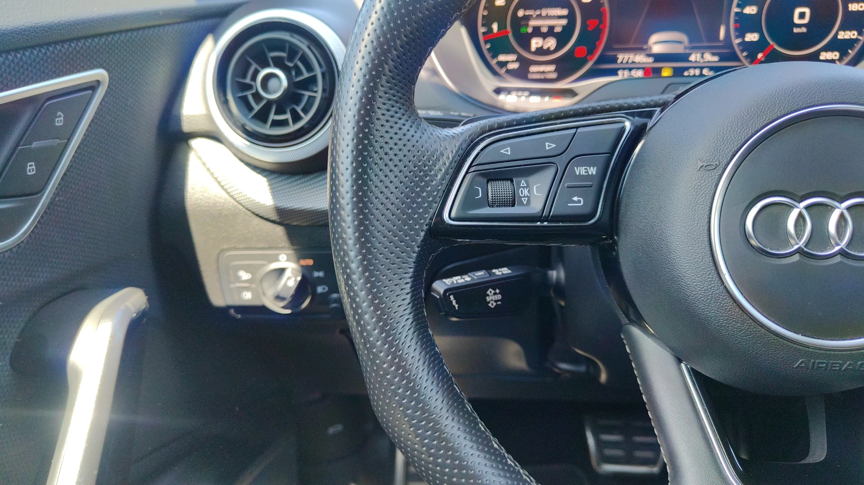 Audi Q2 Black Line 35 TFSI S tronic - foto 18