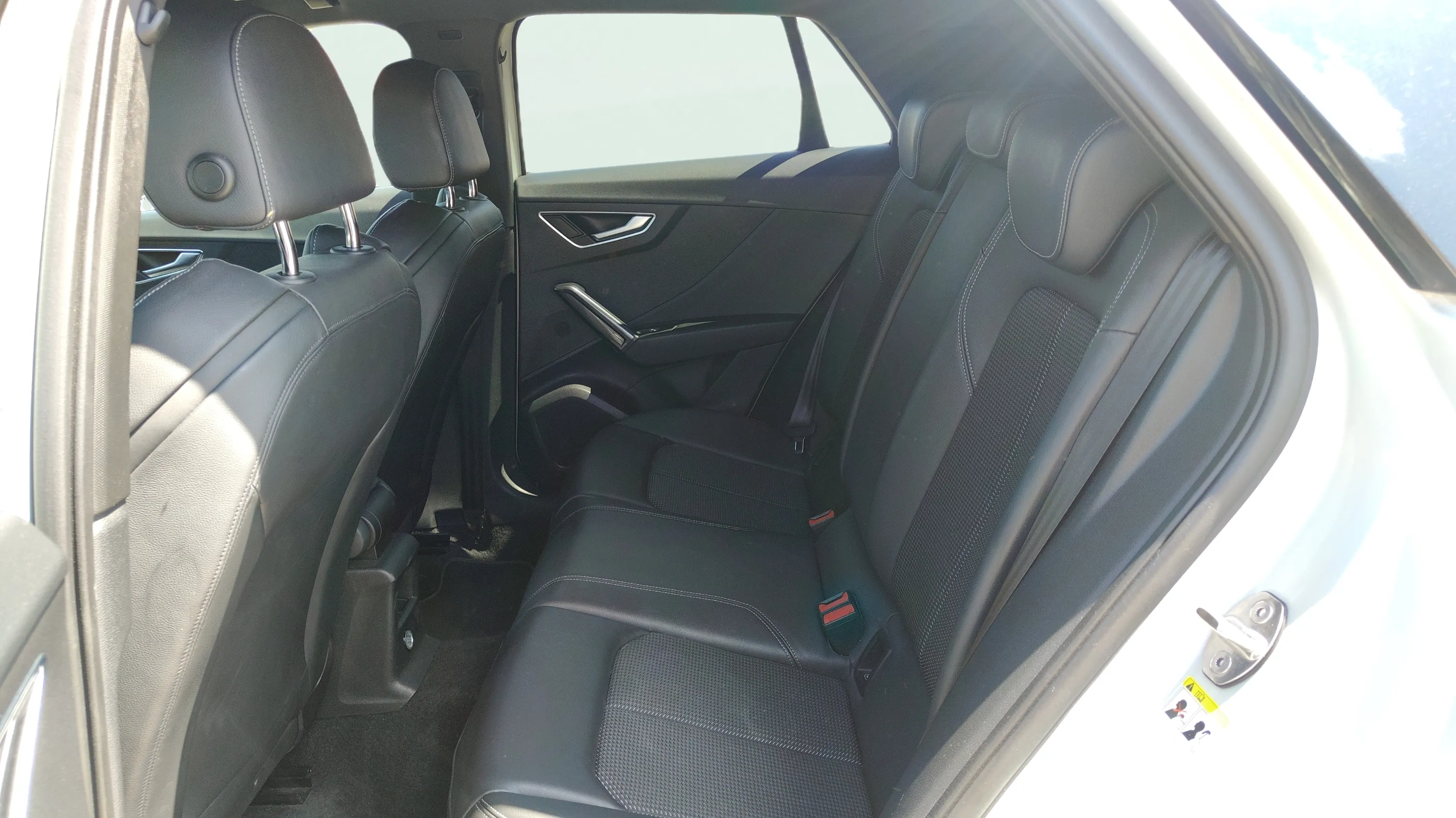 Audi Q2 Black Line 35 TFSI S tronic - foto 14