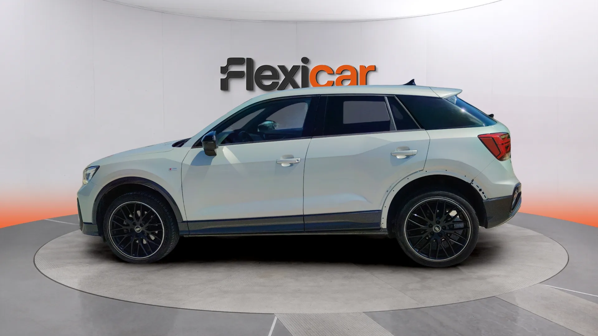 Audi Q2 Black Line 35 TFSI S tronic - foto 4