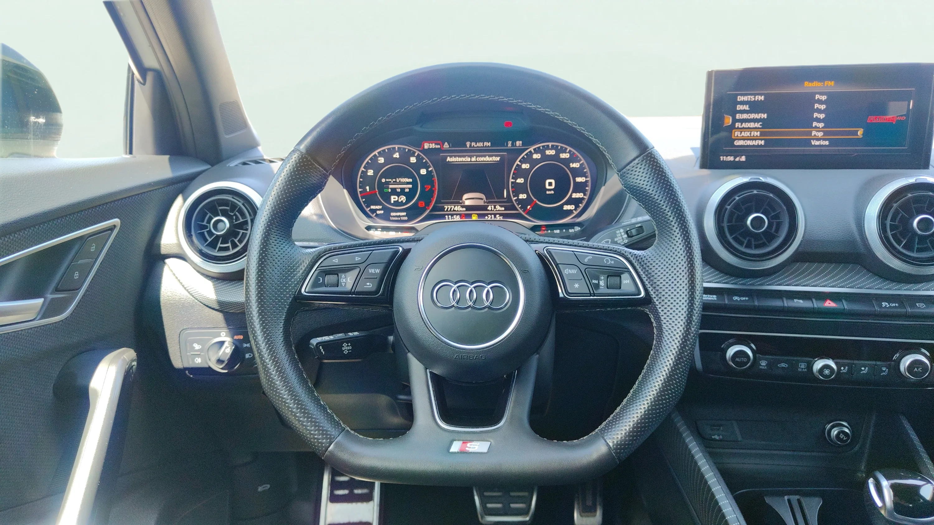 Audi Q2 Black Line 35 TFSI S tronic - foto 11