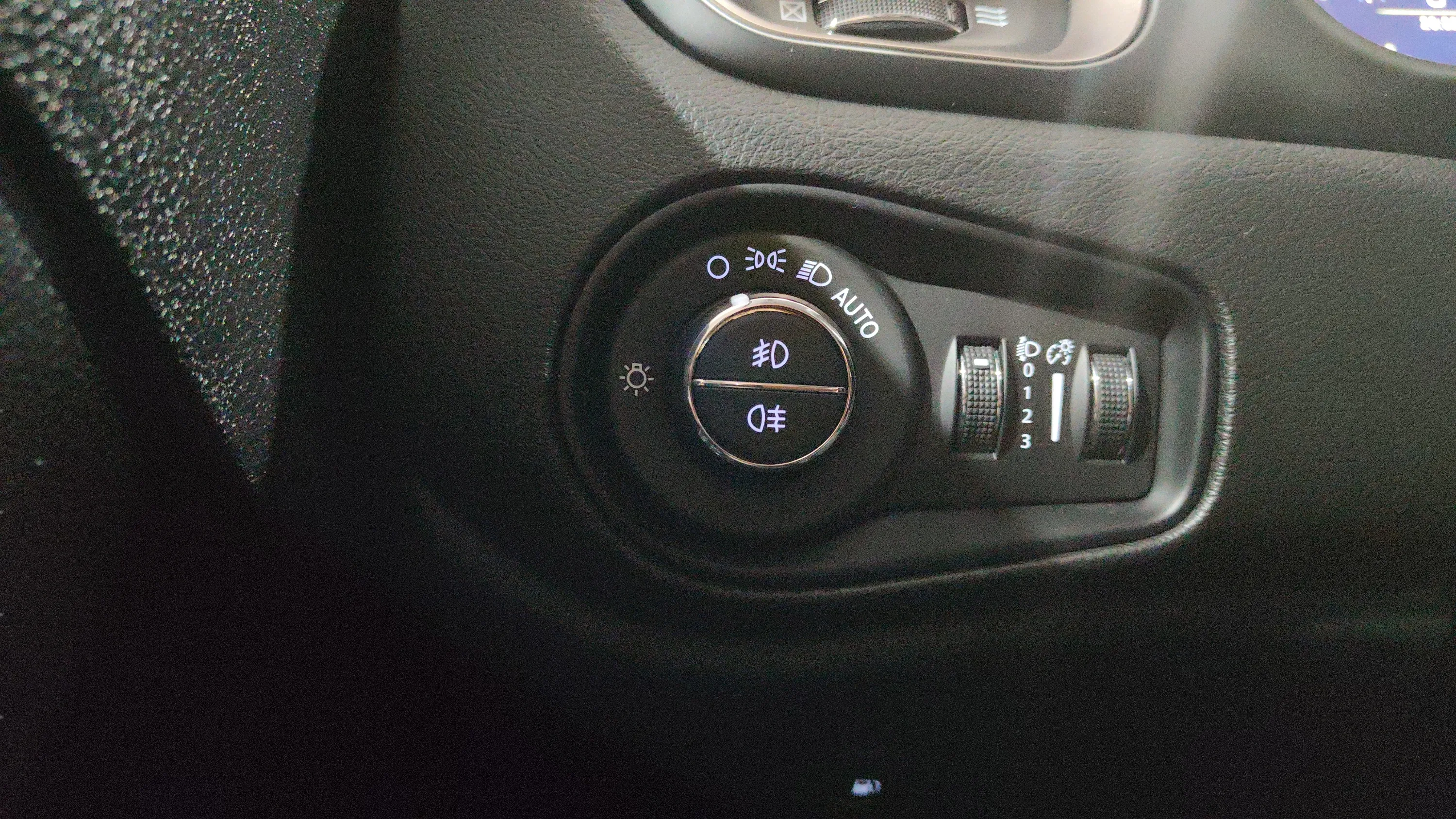 Jeep Renegade 4xe 1.3 PHEV Red - foto 19