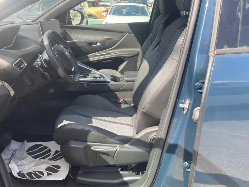 Peugeot 3008 Allure Pack 1.5 HDi - foto 30