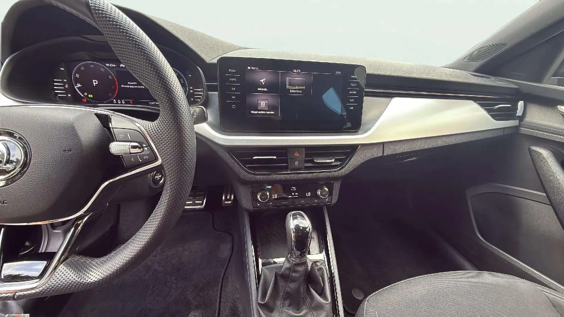 Škoda Scala 1.5 TSI DSG Sport - foto 11