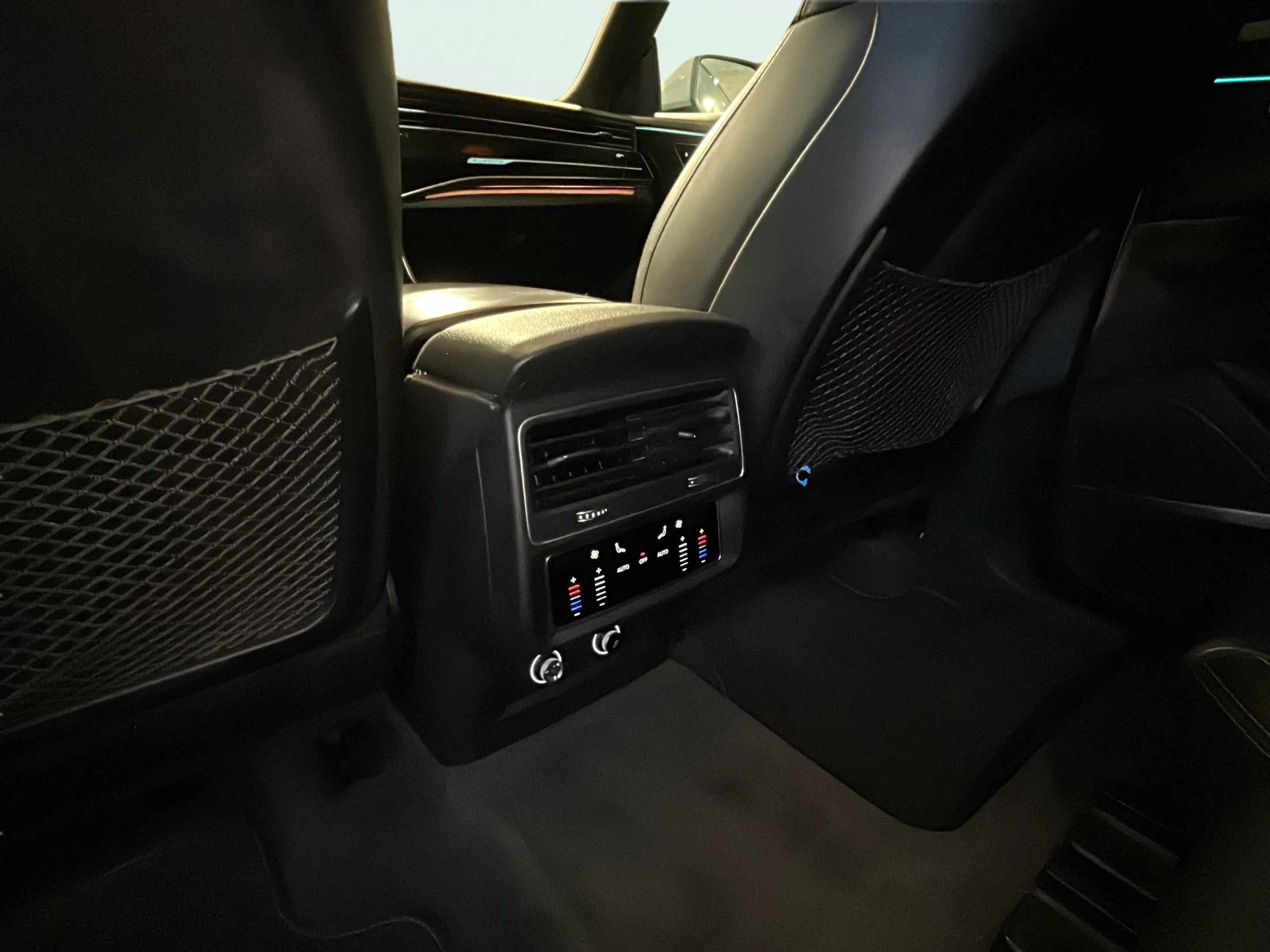 Audi Q8 50 TDI quattro tiptronic - foto 31