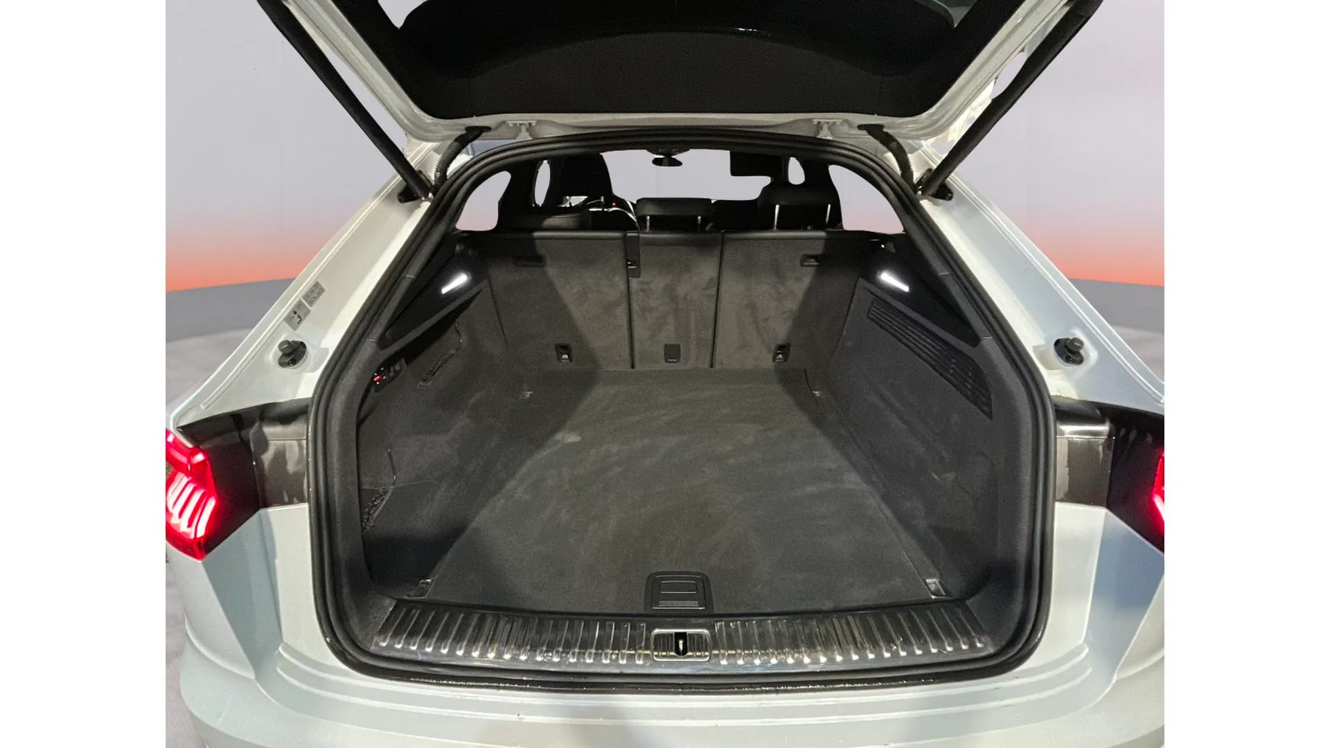 Audi Q8 50 TDI quattro tiptronic - foto 14