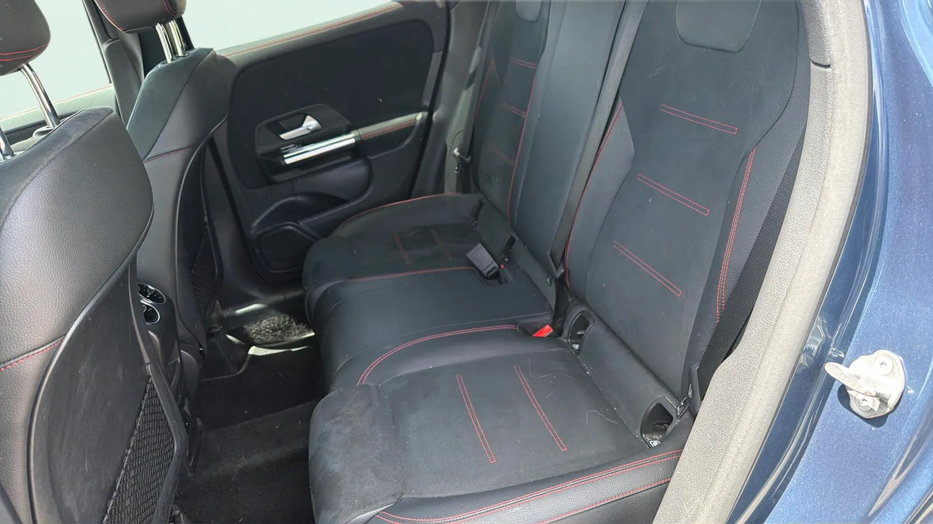Mercedes-Benz GLA 250 e - foto 17
