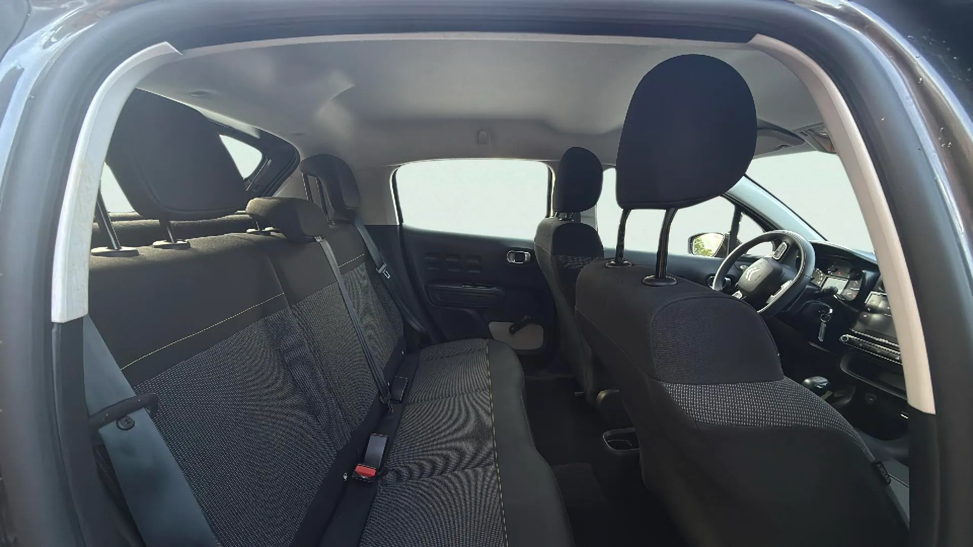 Citroën C3 Turbo 100 Plus - foto 11