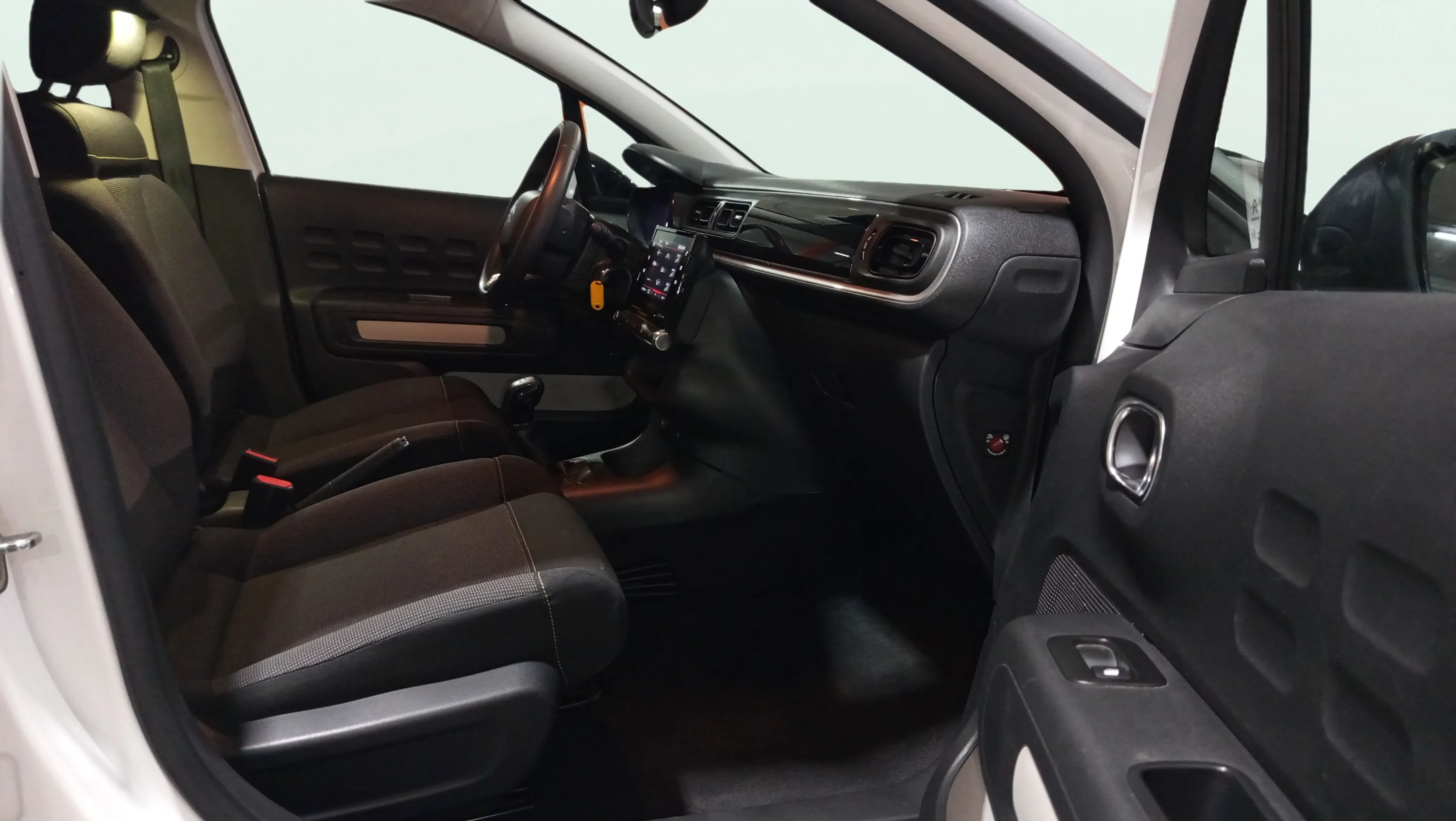 Citroën C3 PureTech Plus - foto 18