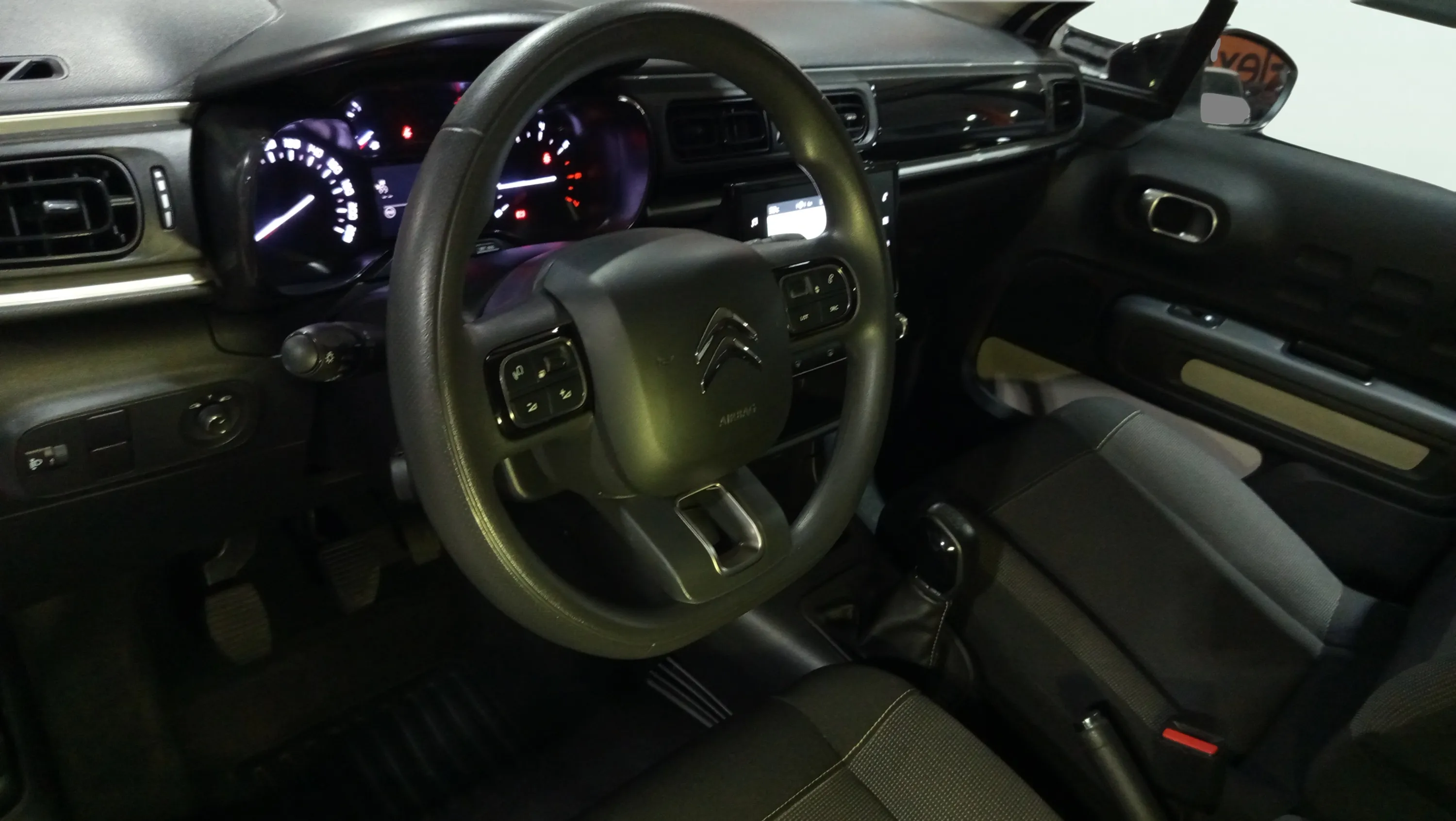 Citroën C3 PureTech Plus - foto 22