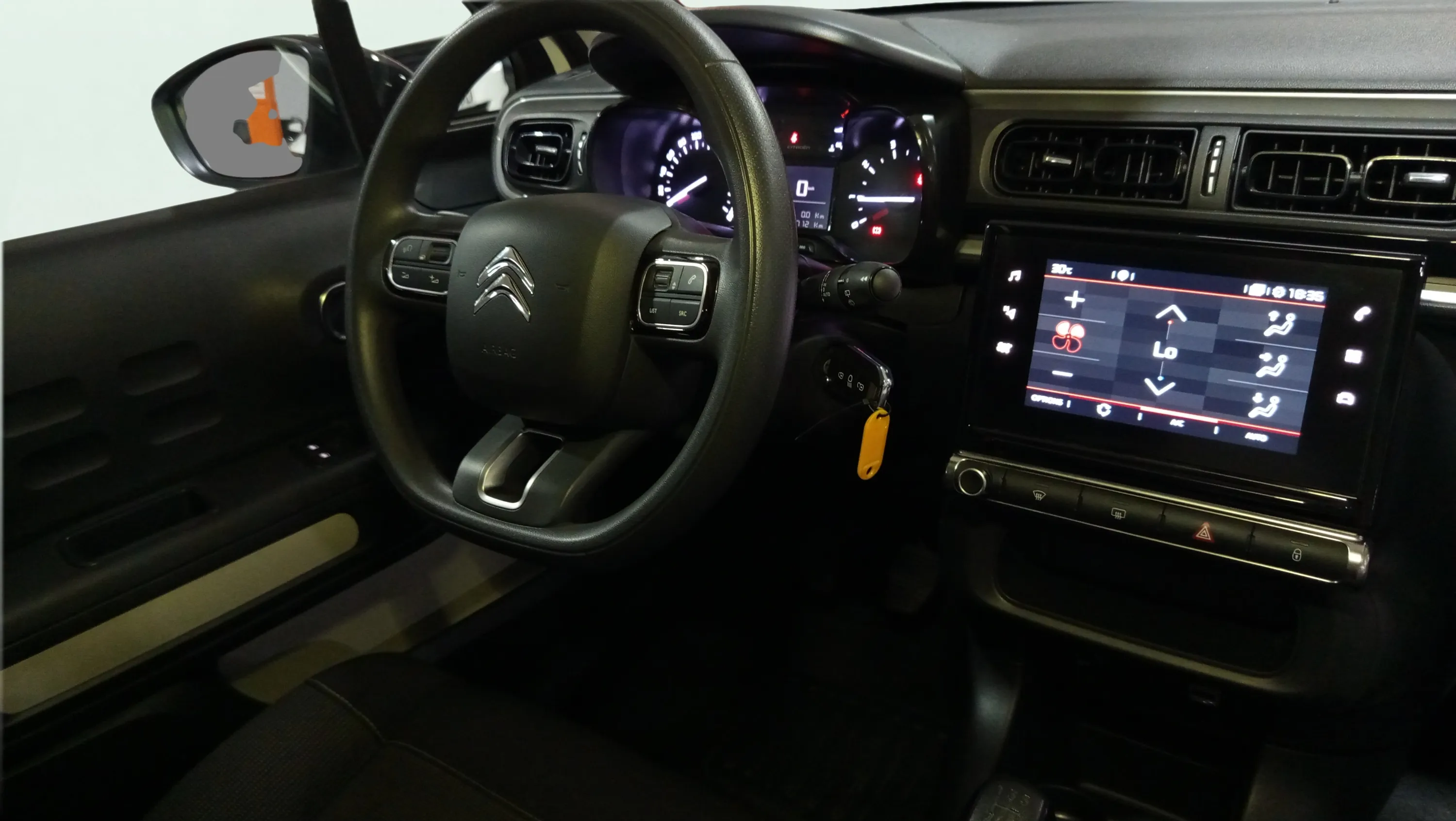 Citroën C3 PureTech Plus - foto 11