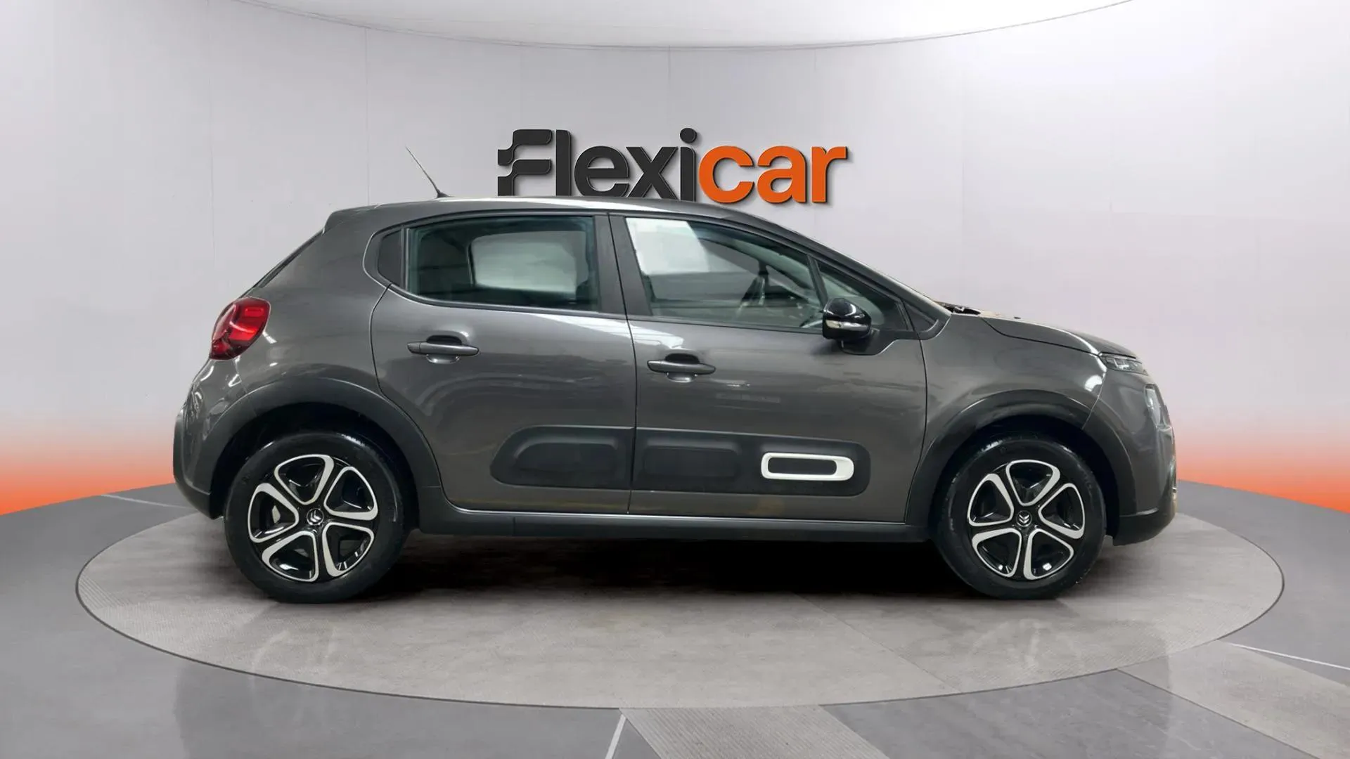 Citroën C3 PureTech Plus - foto 8