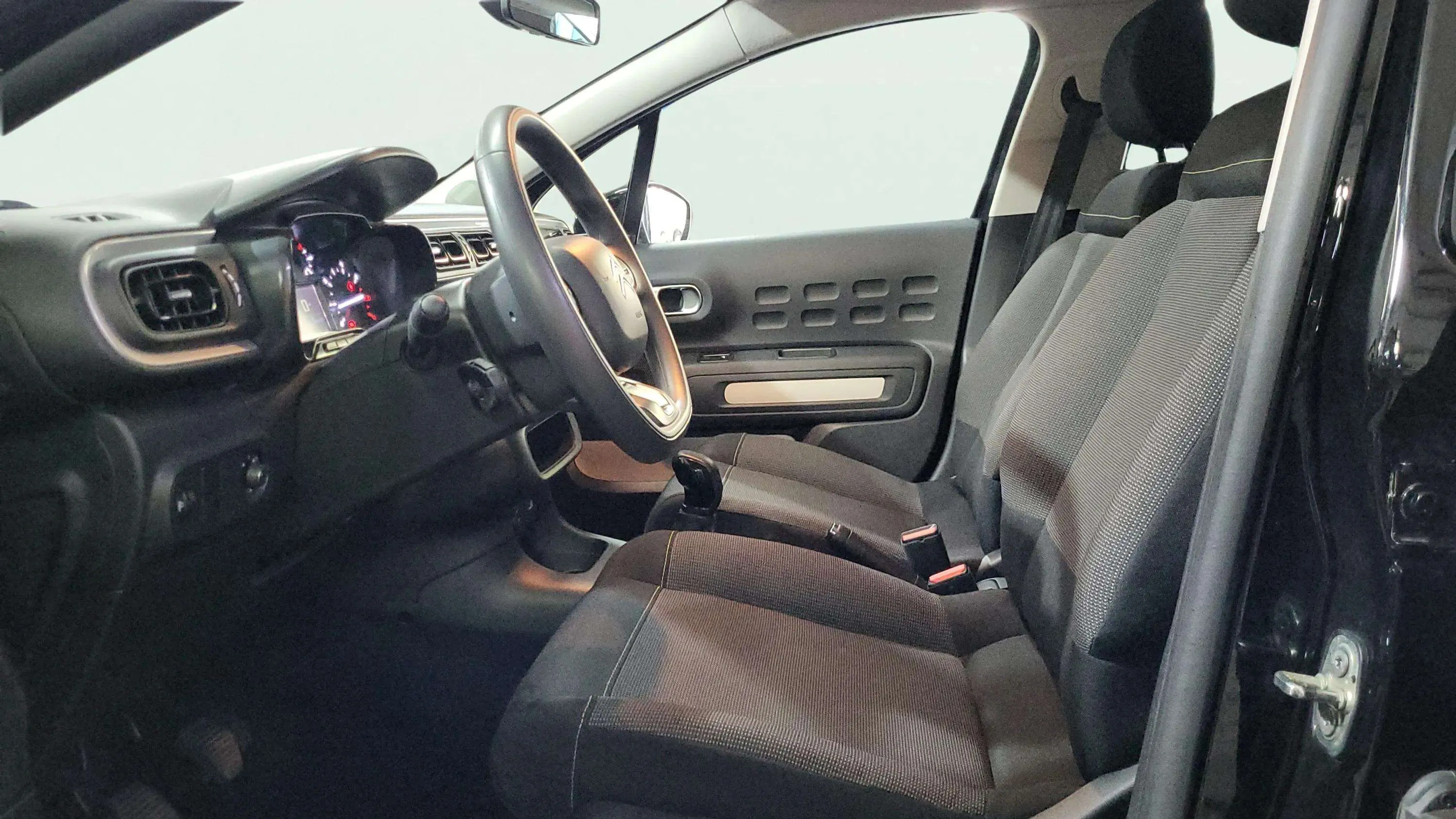 Citroën C3 PureTech Plus - foto 7