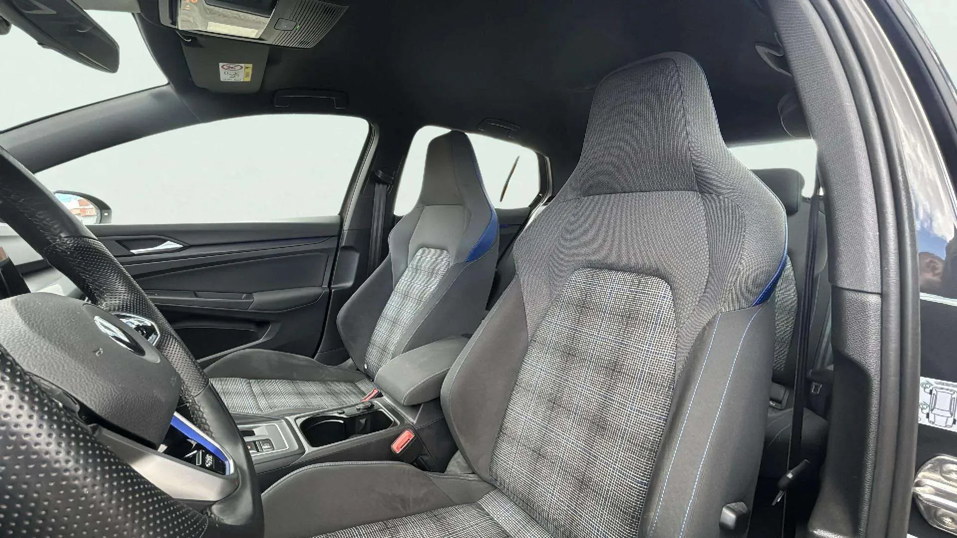 Volkswagen Golf GTE 1.4 TSI DSG - foto 10