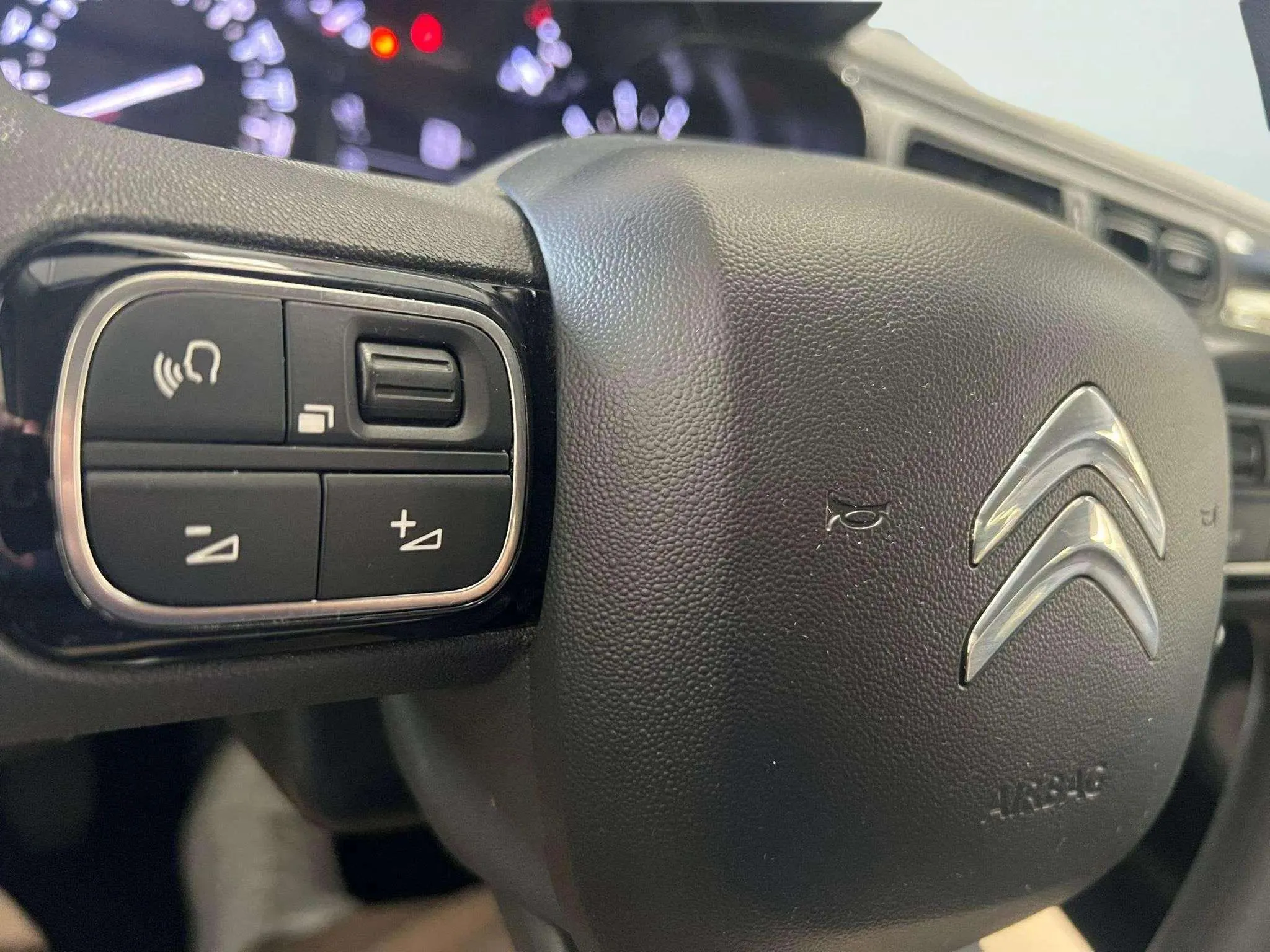 Citroën C3 Turbo 100 Plus - foto 16
