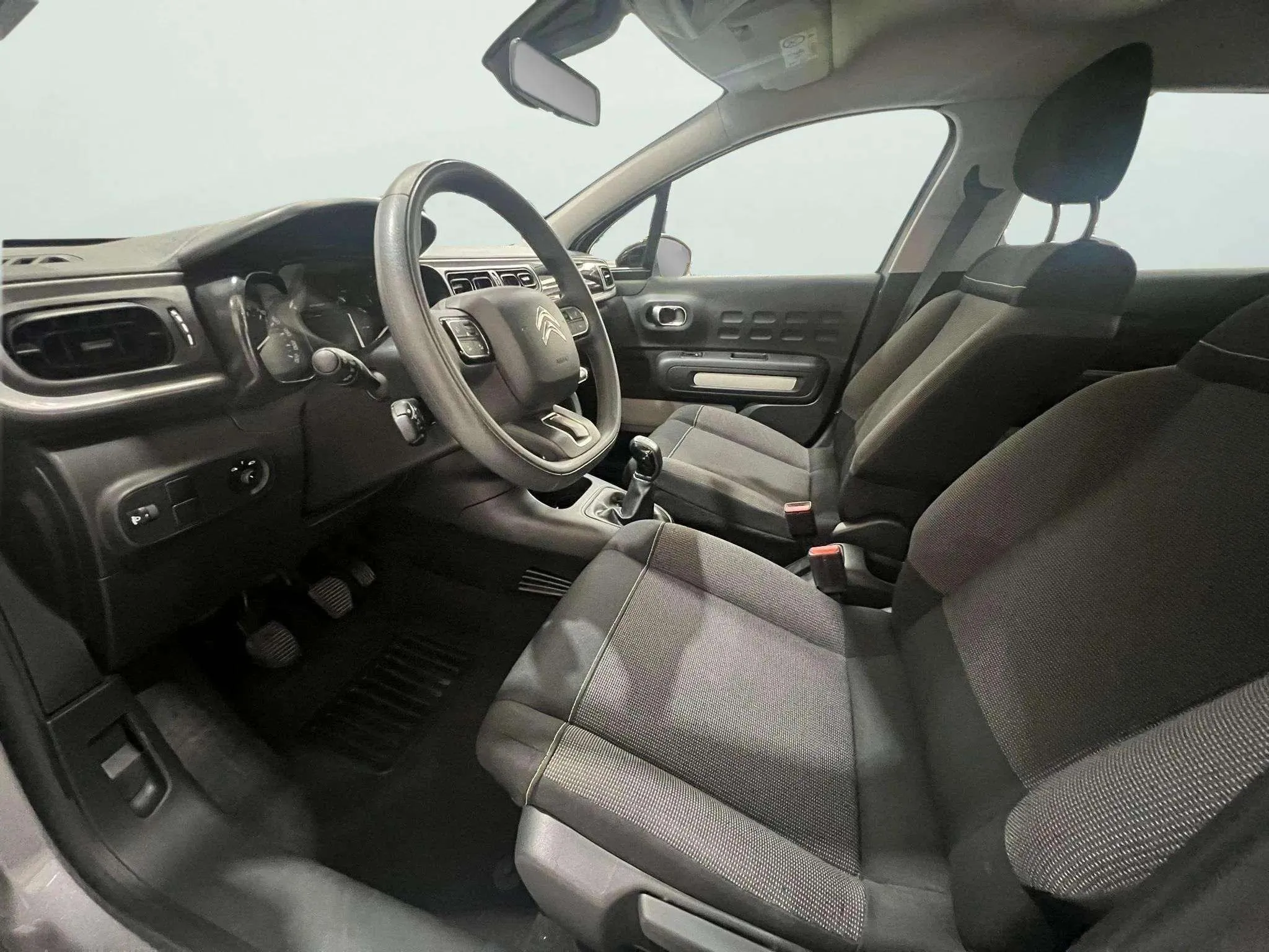 Citroën C3 Turbo 100 Plus - foto 9