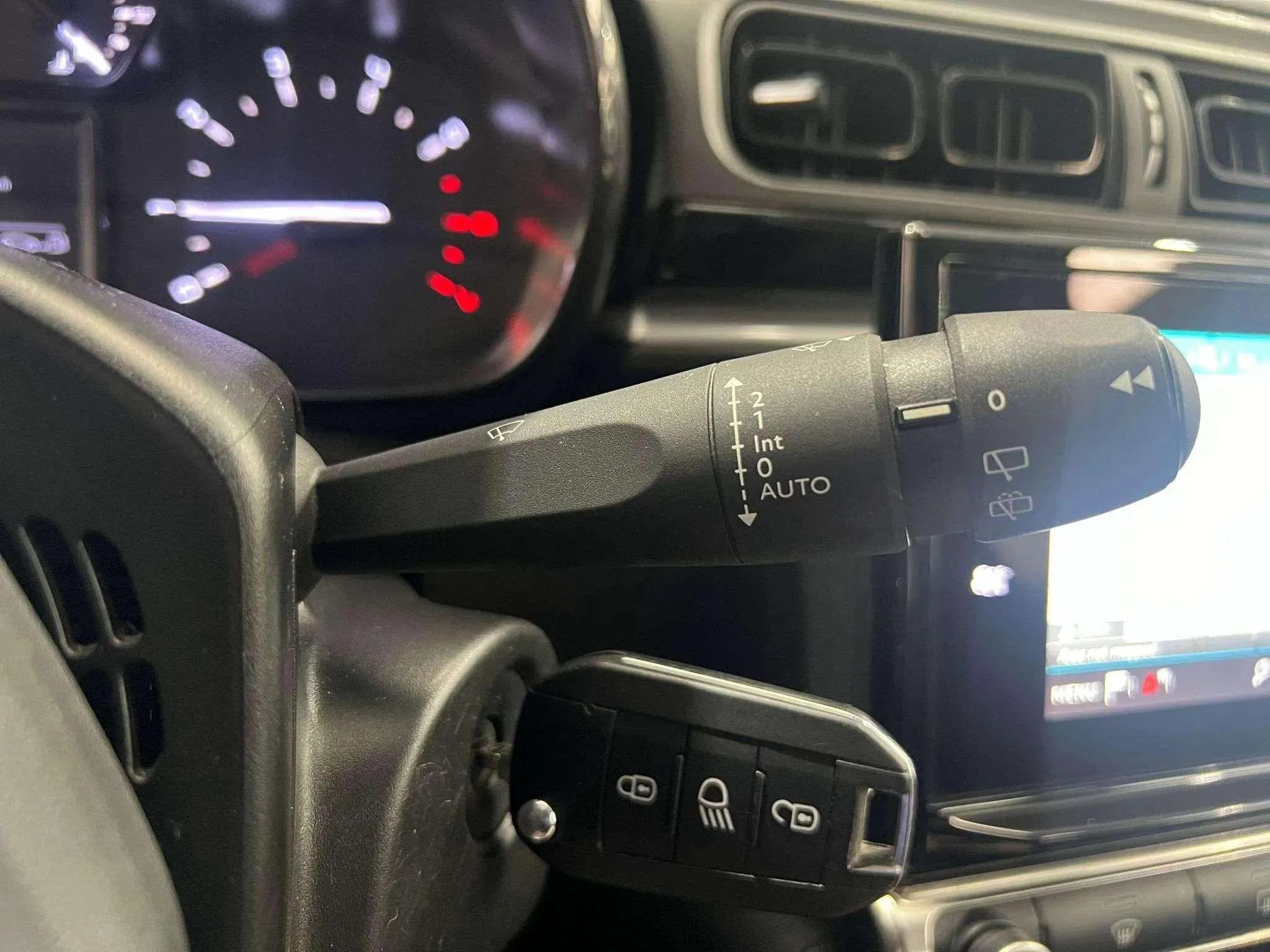 Citroën C3 Turbo 100 Plus - foto 19