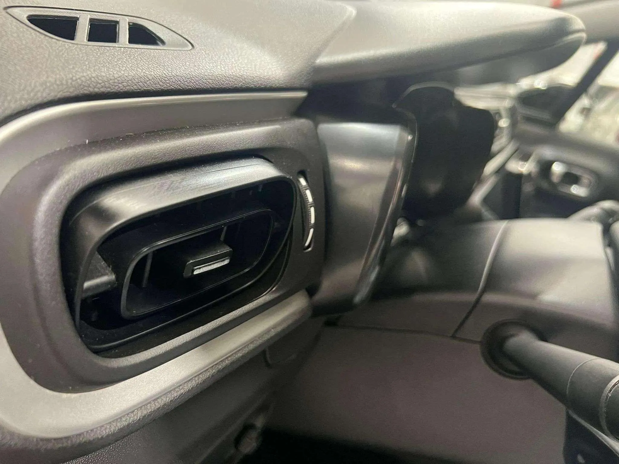 Citroën C3 Turbo 100 Plus - foto 14