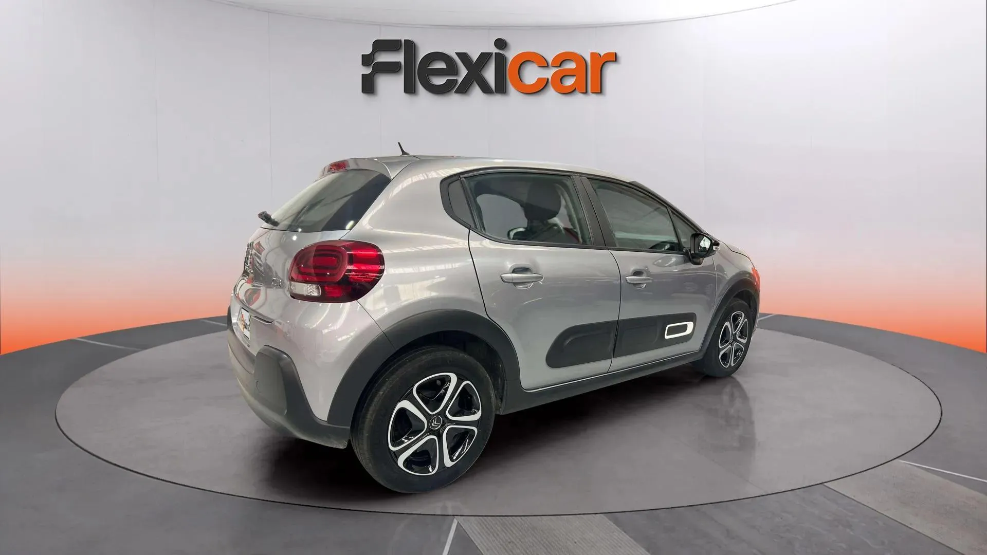 Citroën C3 Turbo 100 Plus - foto 4