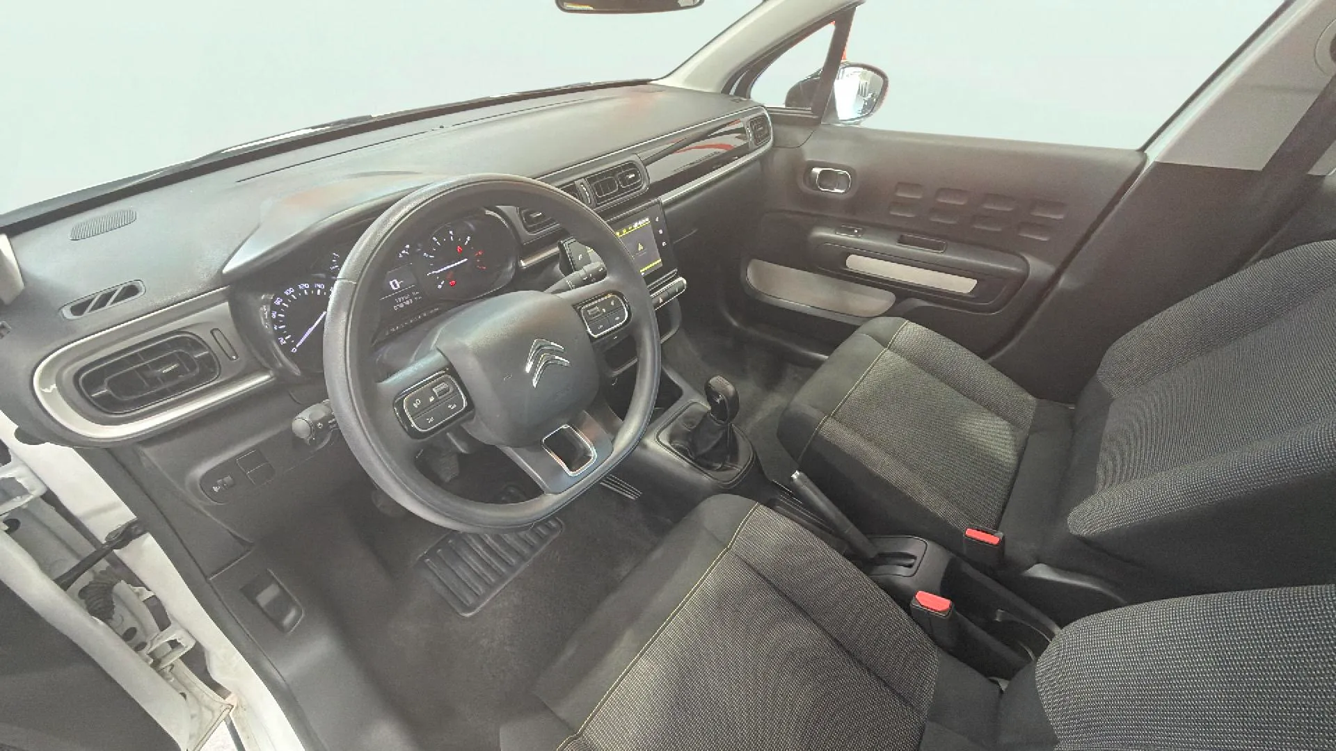 Citroën C3 PureTech Plus - foto 10