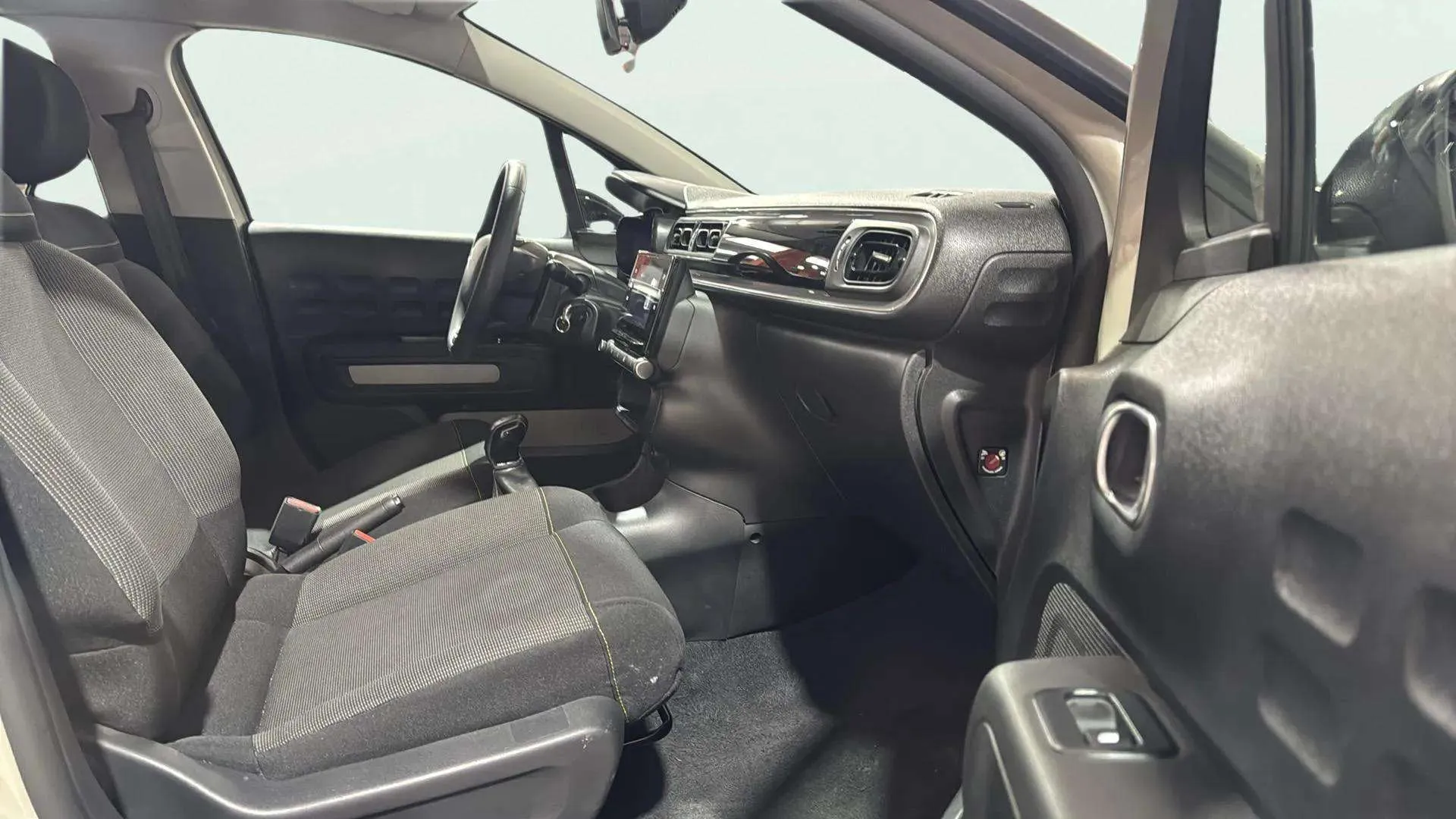 Citroën C3 PureTech Plus - foto 18