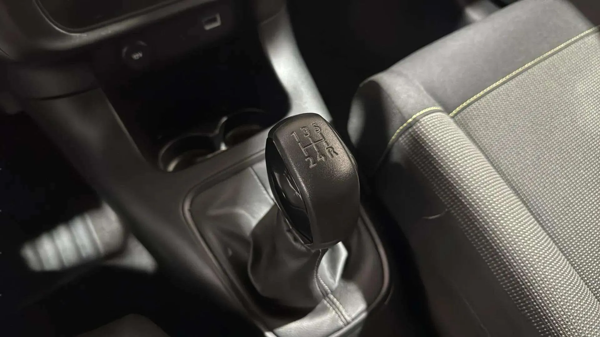 Citroën C3 PureTech Plus - foto 17