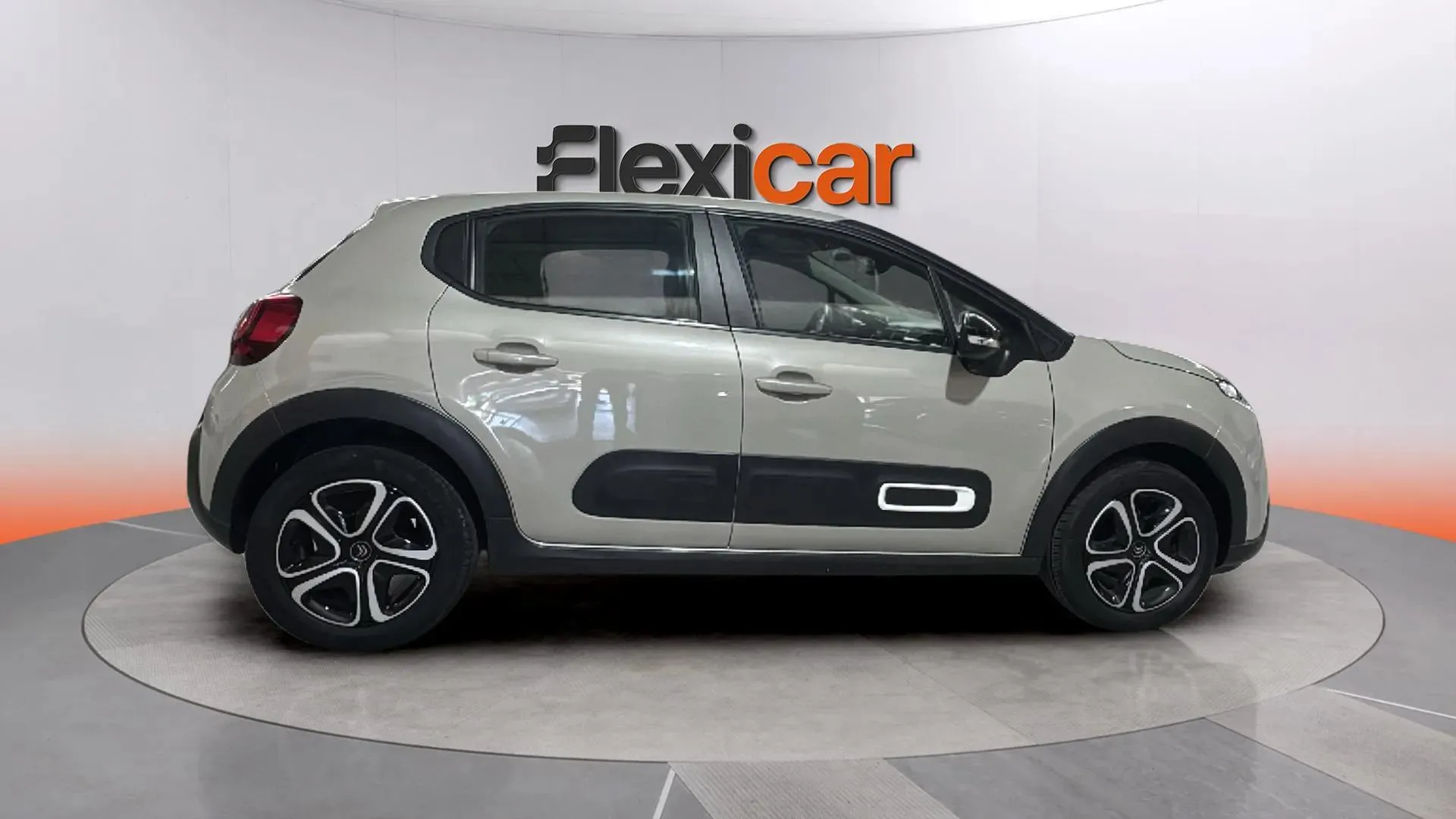 Citroën C3 PureTech Plus - foto 8