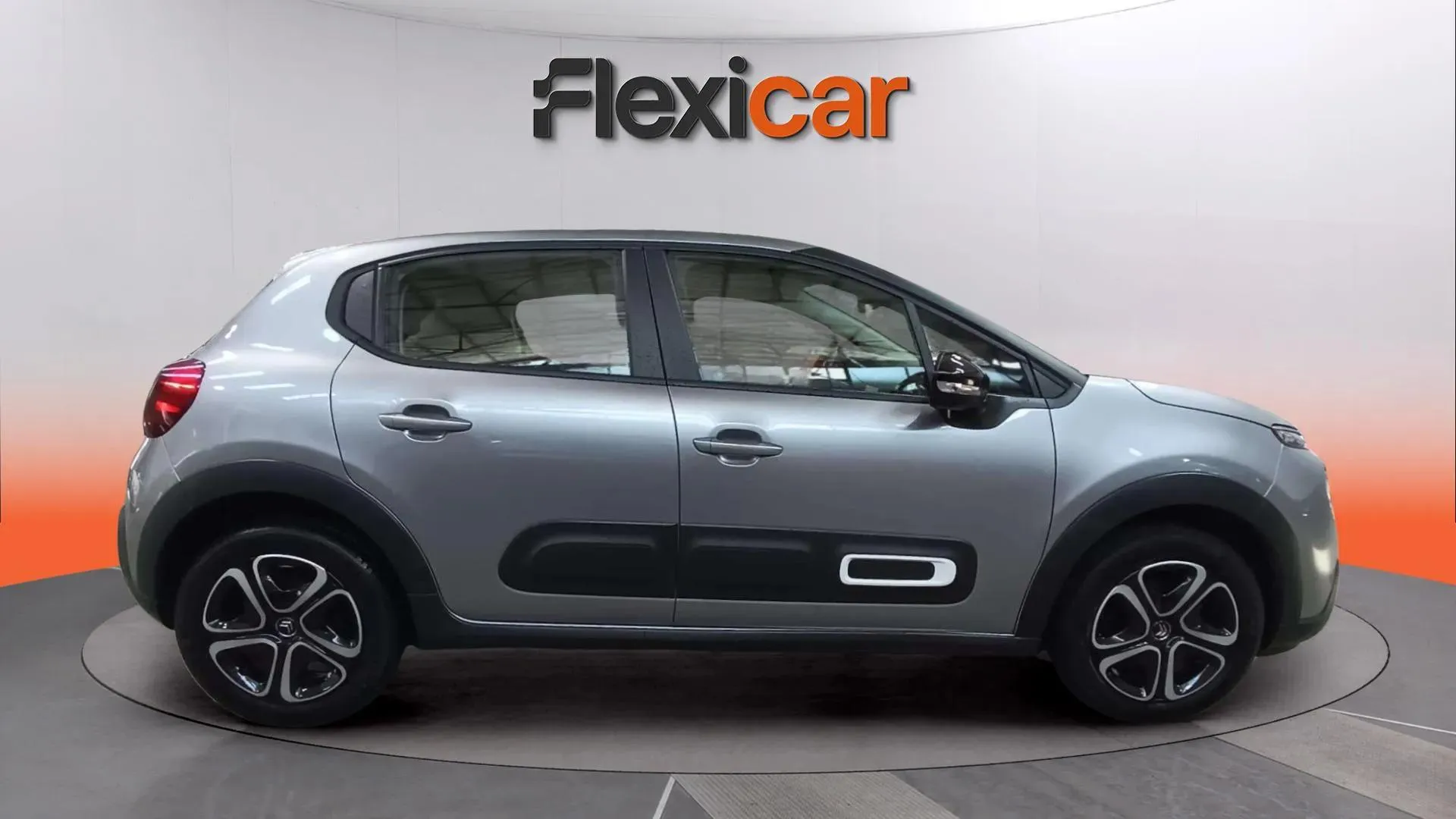 Citroën C3 Turbo 100 Plus - foto 8