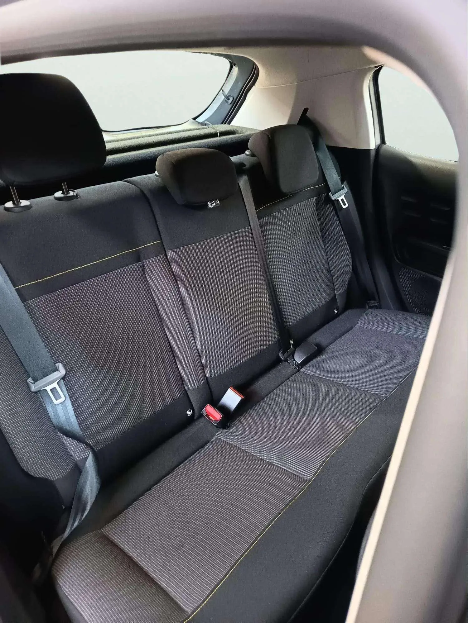 Citroën C3 Turbo 100 Plus - foto 22
