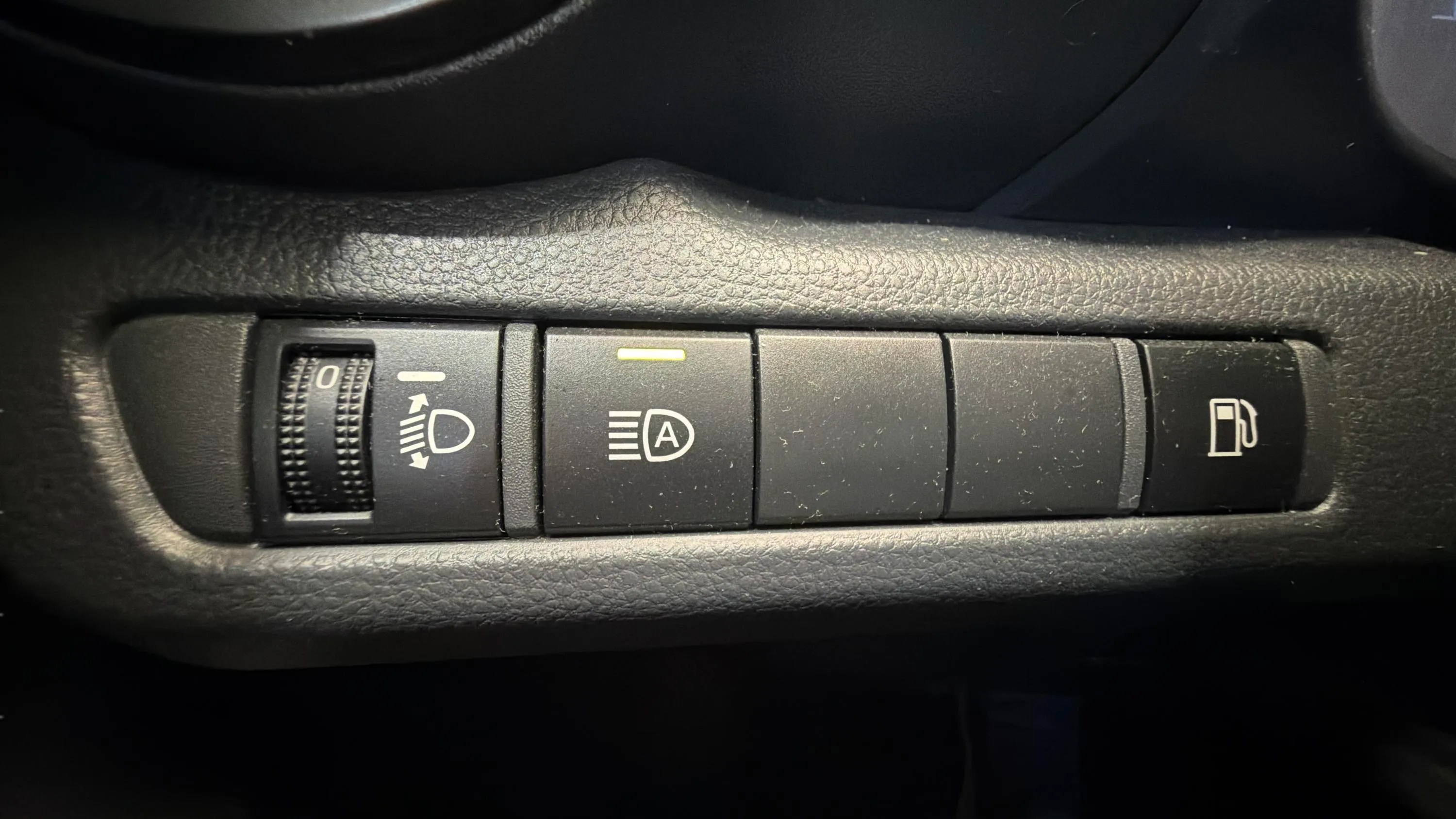 Toyota C-HR 1.8 140H Advance - foto 18