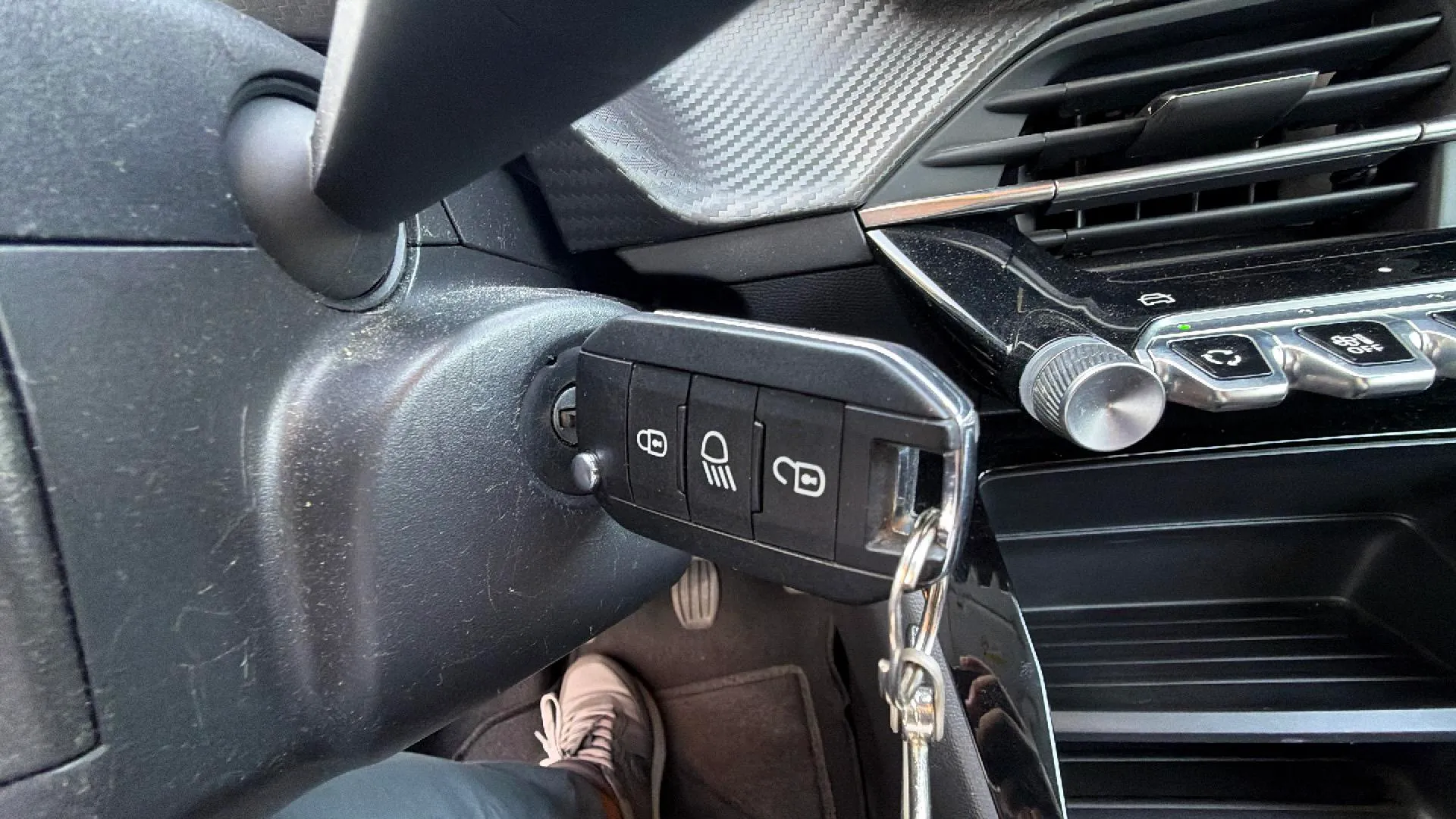 Peugeot 208 Style Gasolina 100 - foto 20