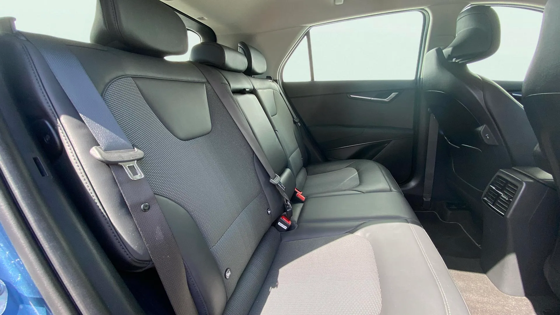 Kia Niro 1.6 GDi HEV Concept - foto 17