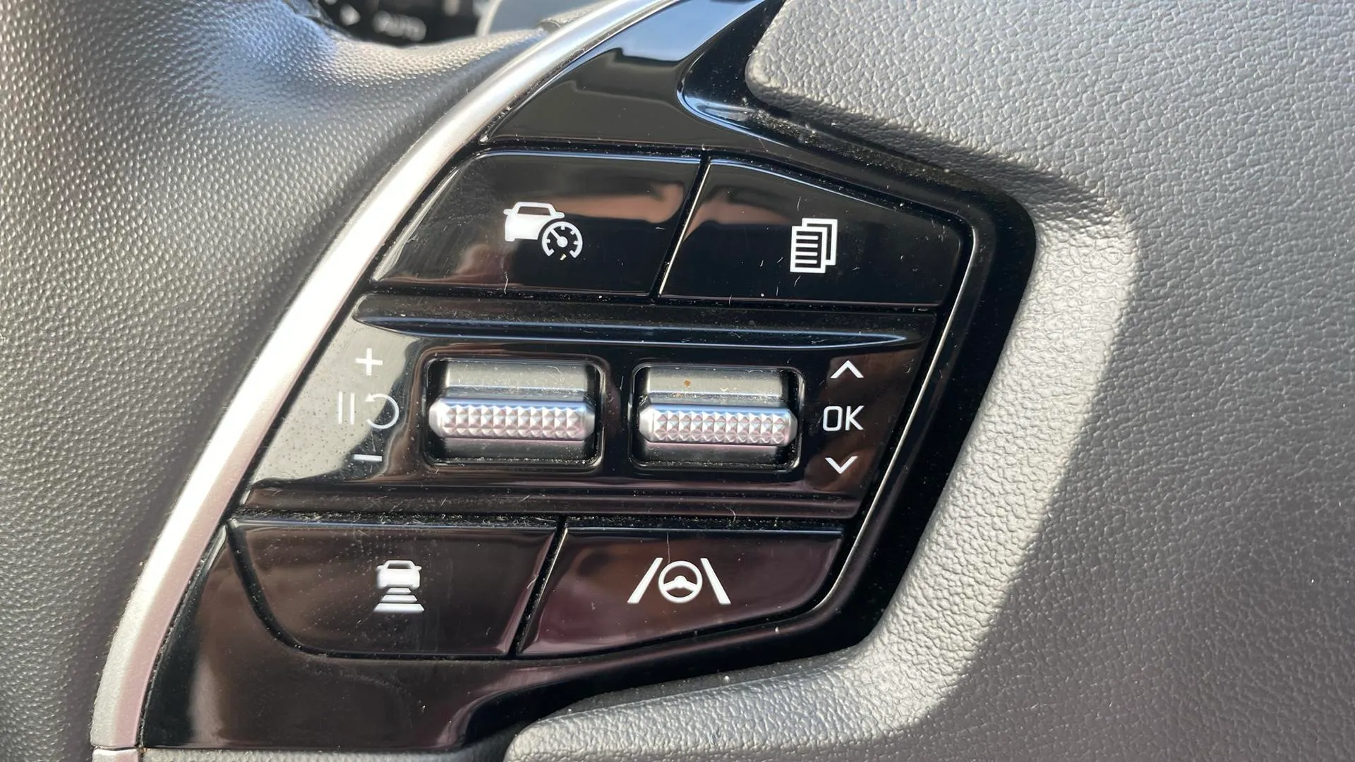 Kia Niro 1.6 GDi HEV Concept - foto 14