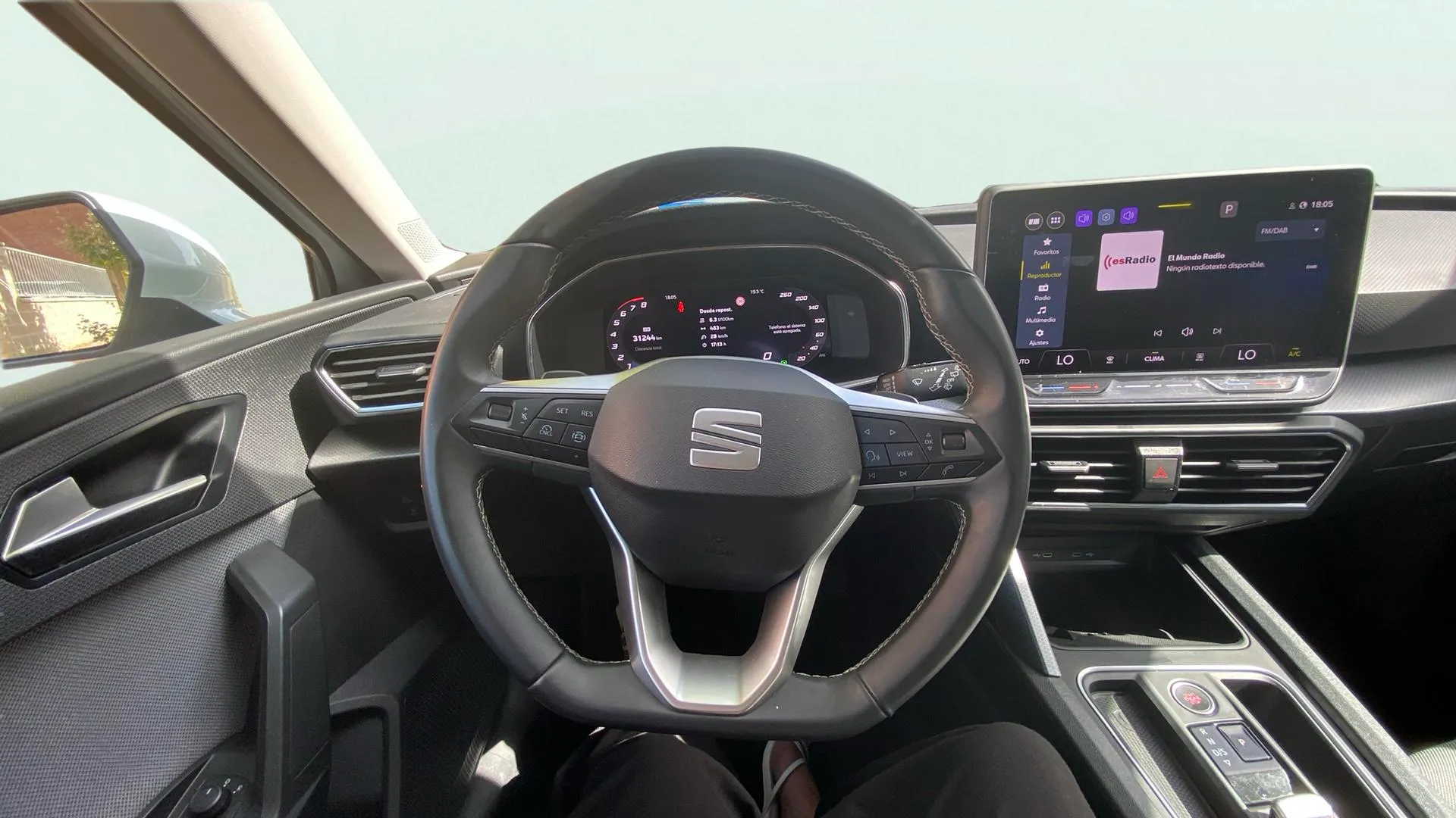SEAT León 1.5 eTSI DSG-7 Style XL - foto 10