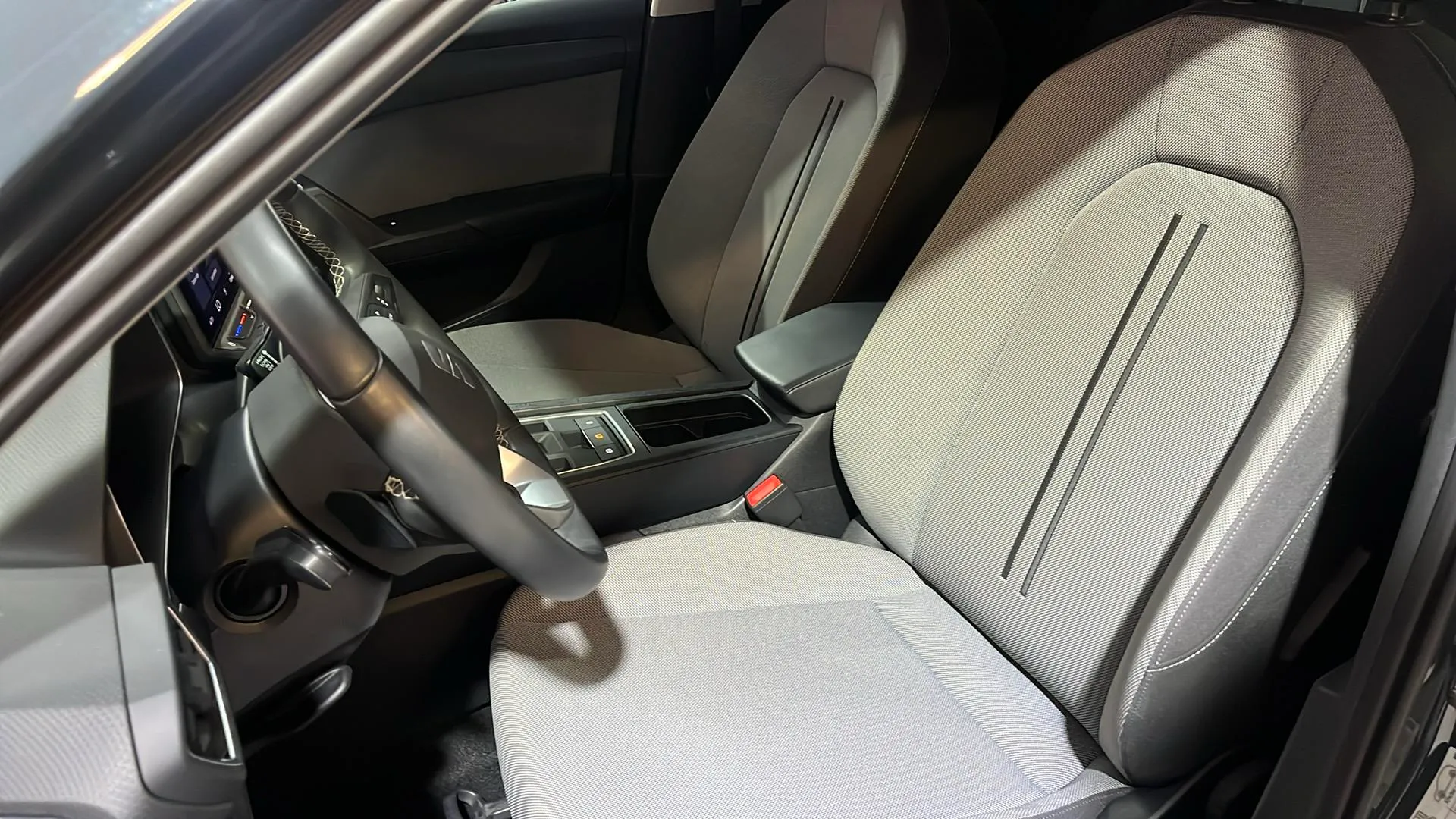 SEAT León SP 1.5 eTSI DSG Style 25 Aniv - foto 16