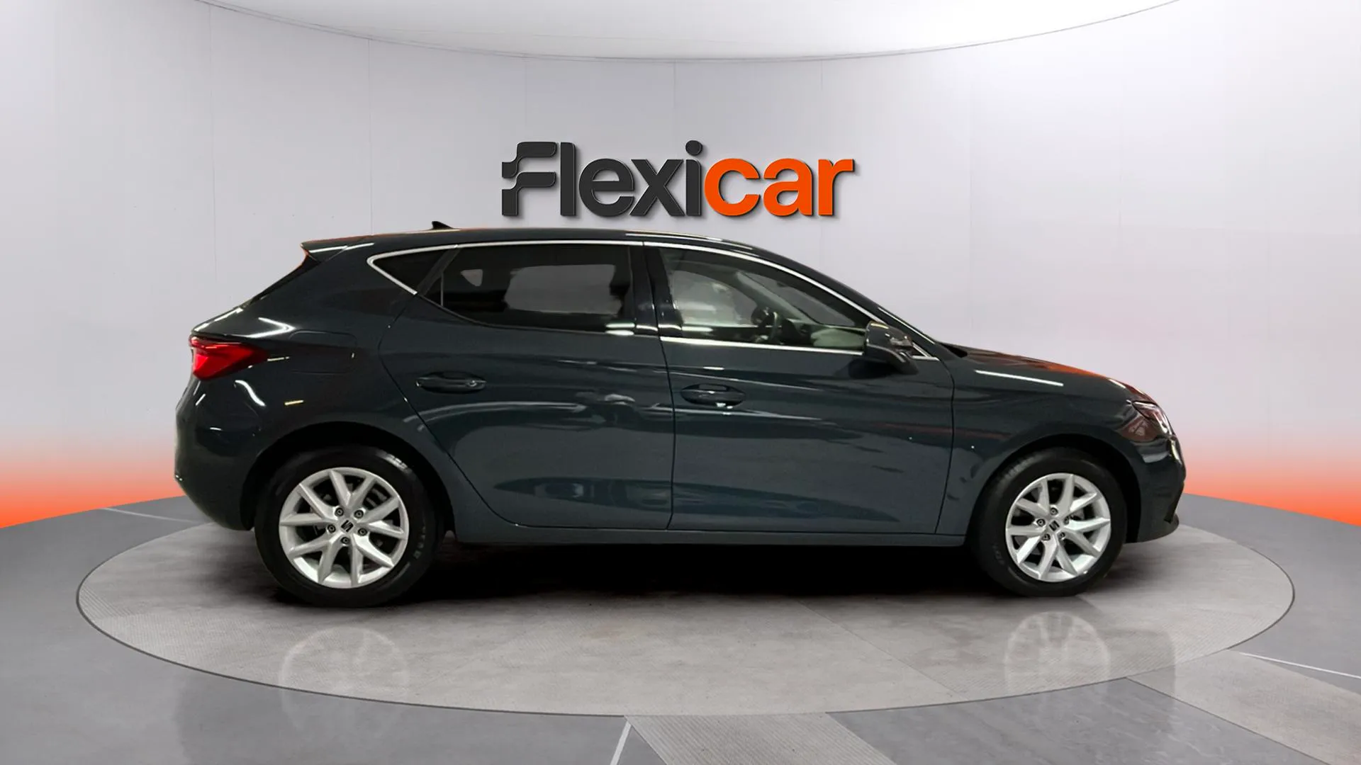 SEAT León SP 1.5 eTSI DSG Style 25 Aniv - foto 8