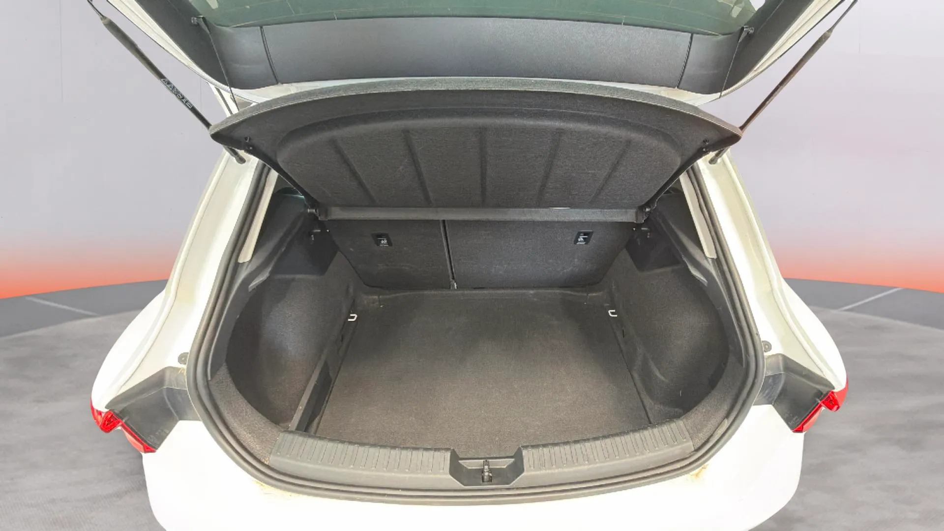 SEAT León SP 1.5 eTSI DSG Style 25 Aniv - foto 9