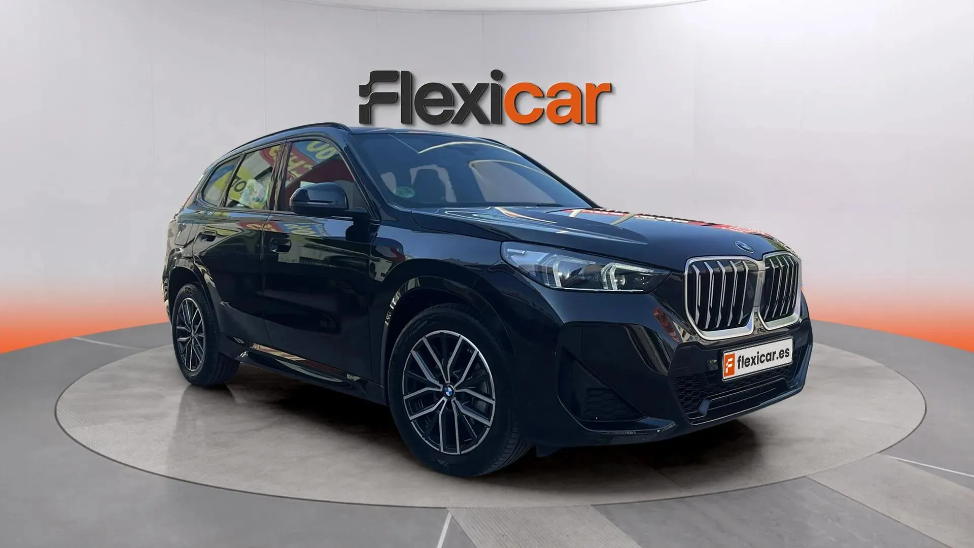 BMW X1 sDrive18d - foto 1