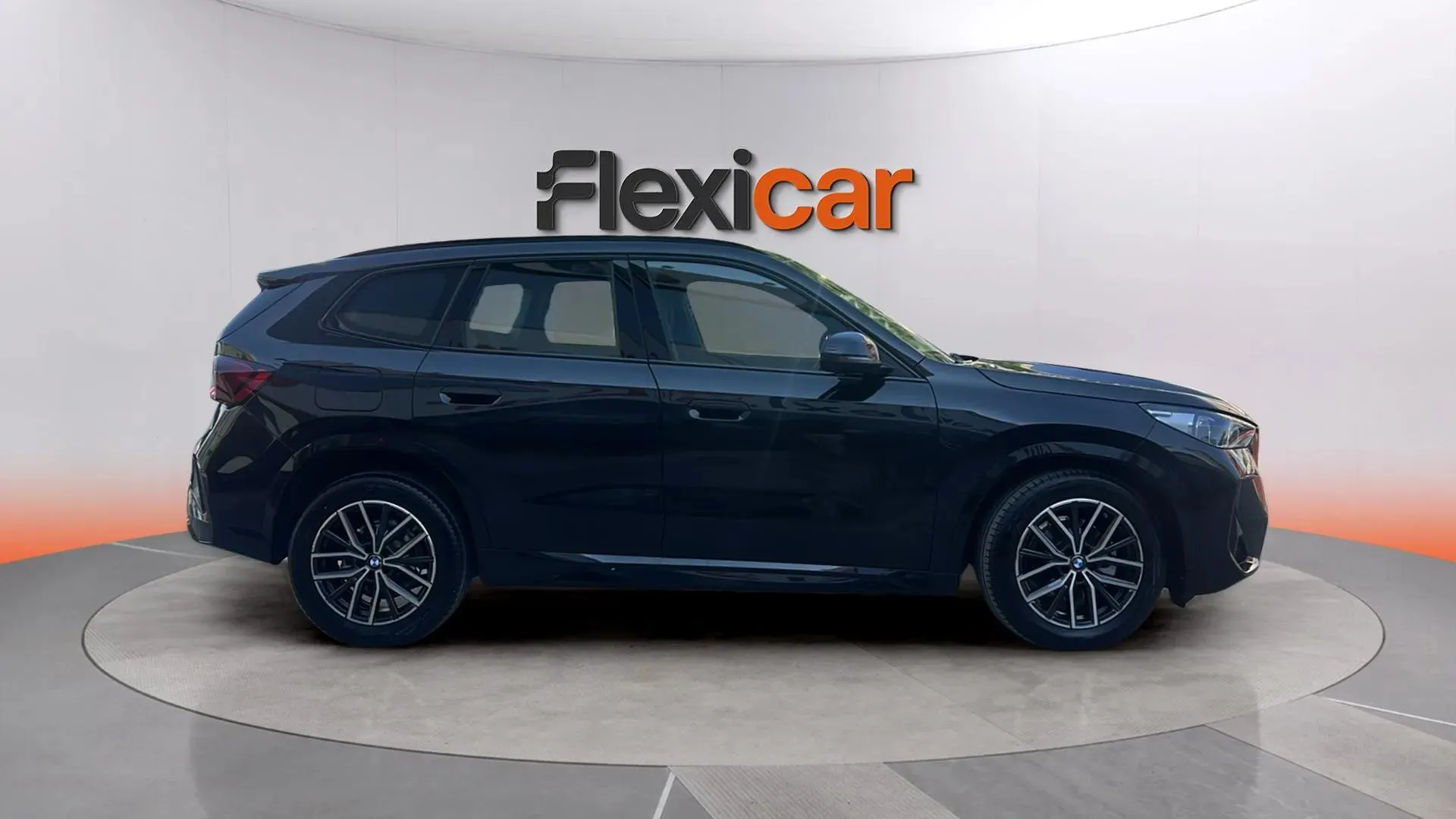 BMW X1 sDrive18d - foto 5