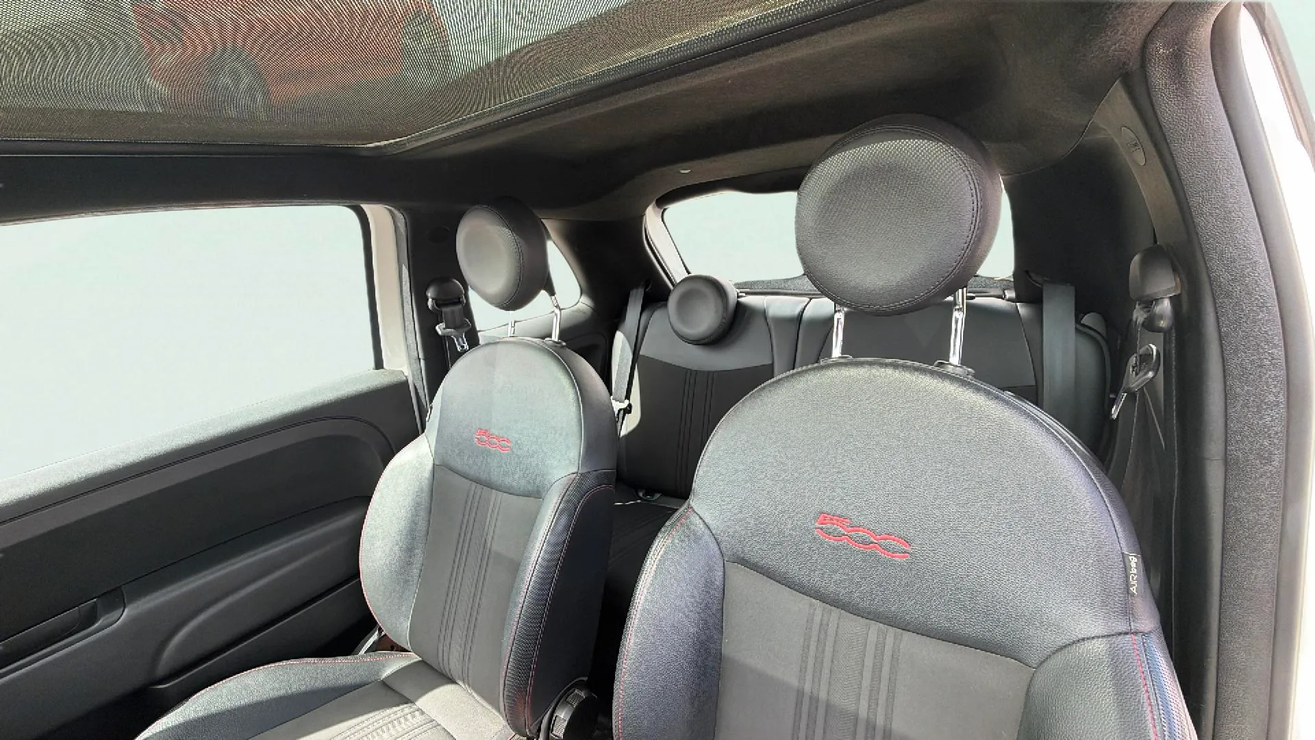 Fiat 500 Sport 1.0 Hybrid - foto 11