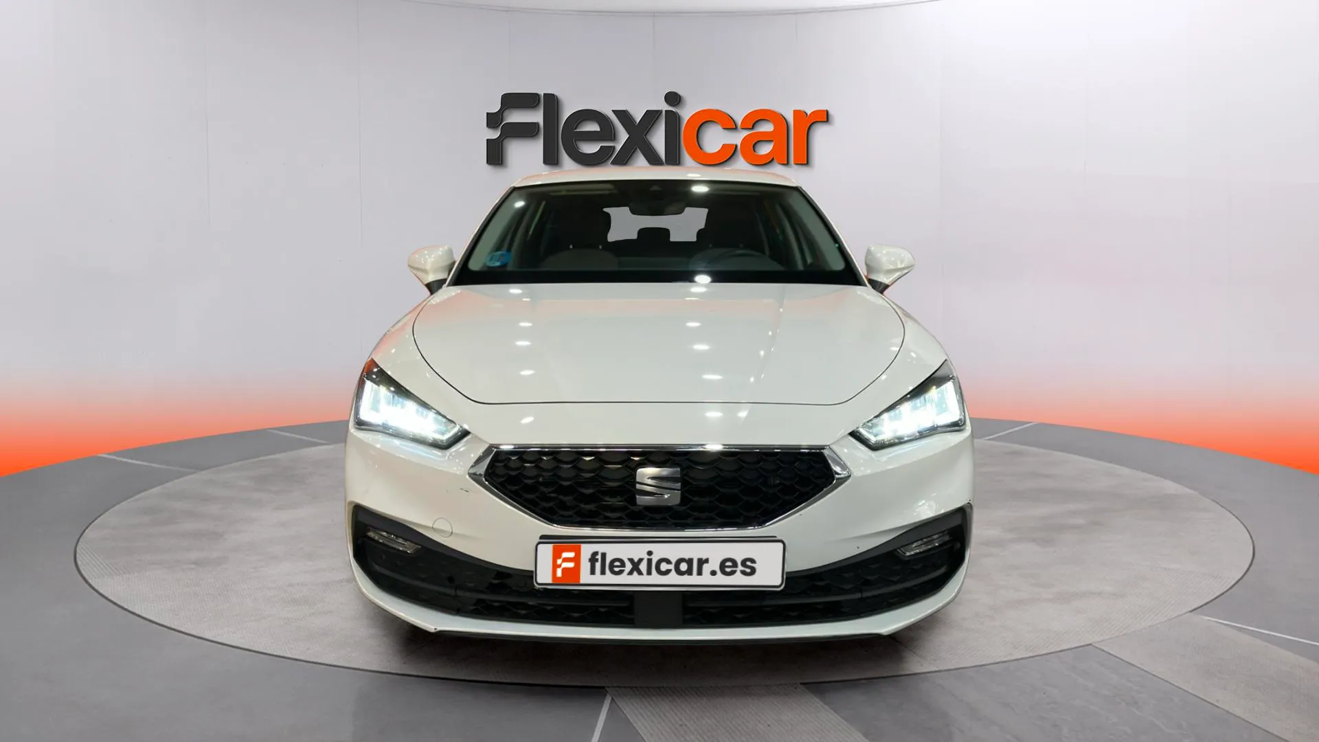 SEAT León 1.5 eTSI DSG-7 Style XM - foto 2