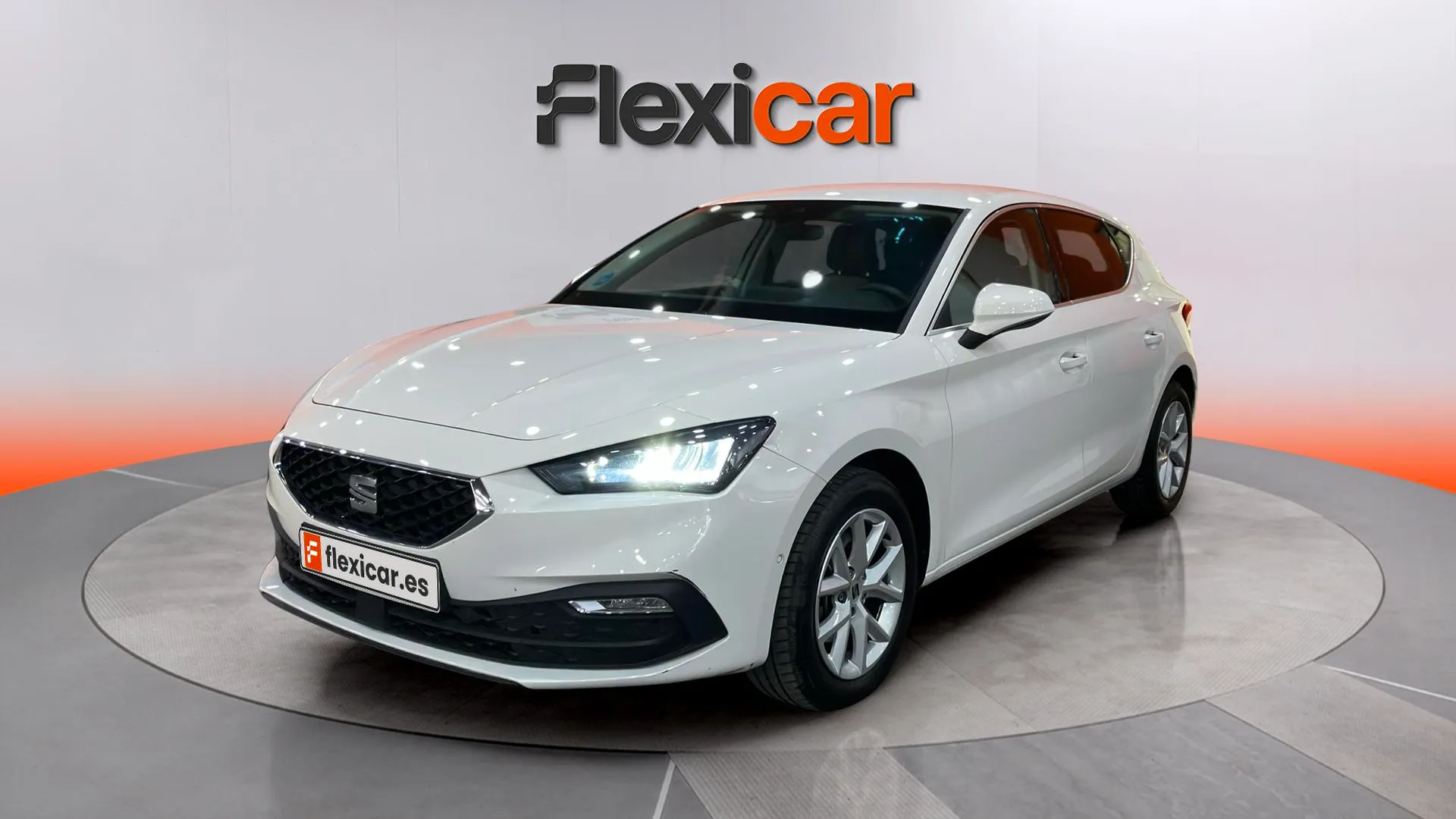 SEAT León 1.5 eTSI DSG-7 Style XM - foto 3