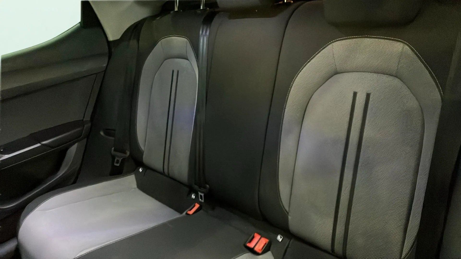 SEAT León 1.5 eTSI DSG-7 Style XM - foto 16