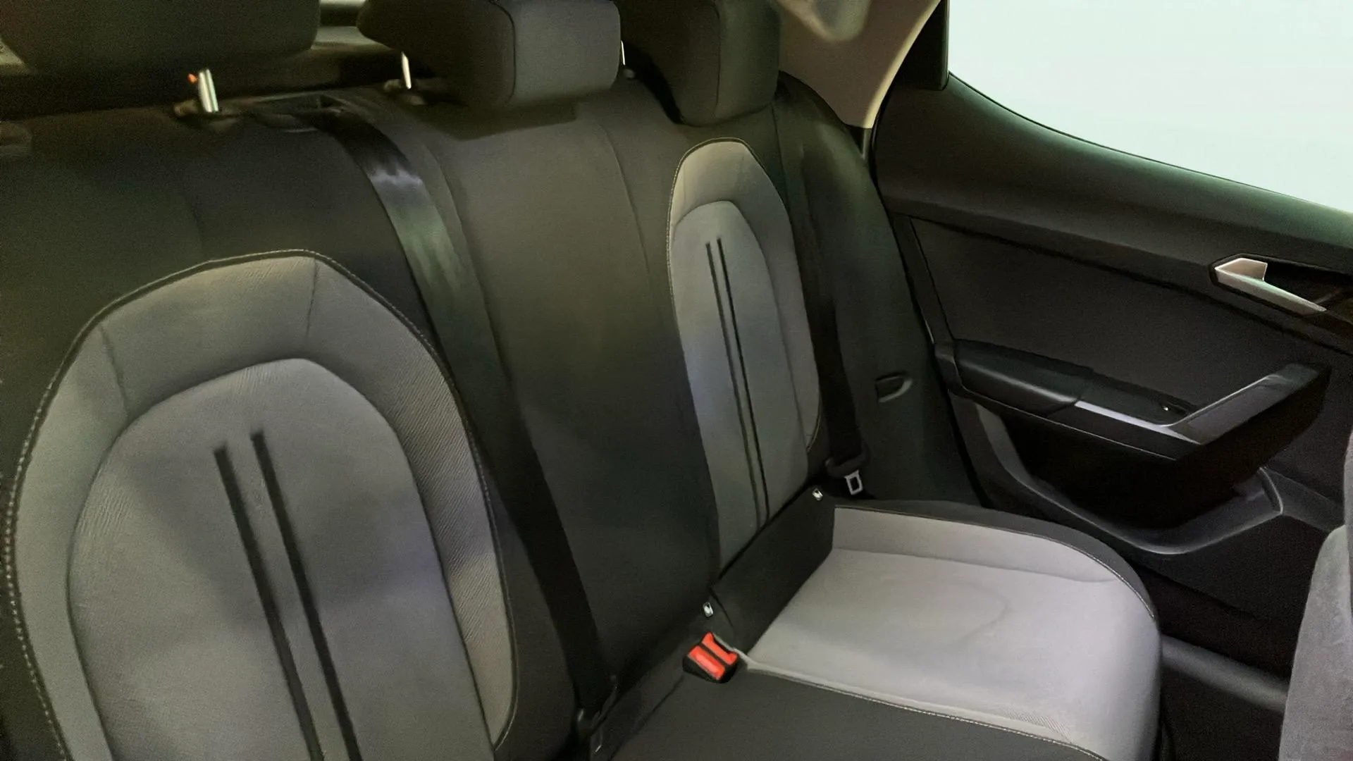 SEAT León 1.5 eTSI DSG-7 Style XM - foto 15