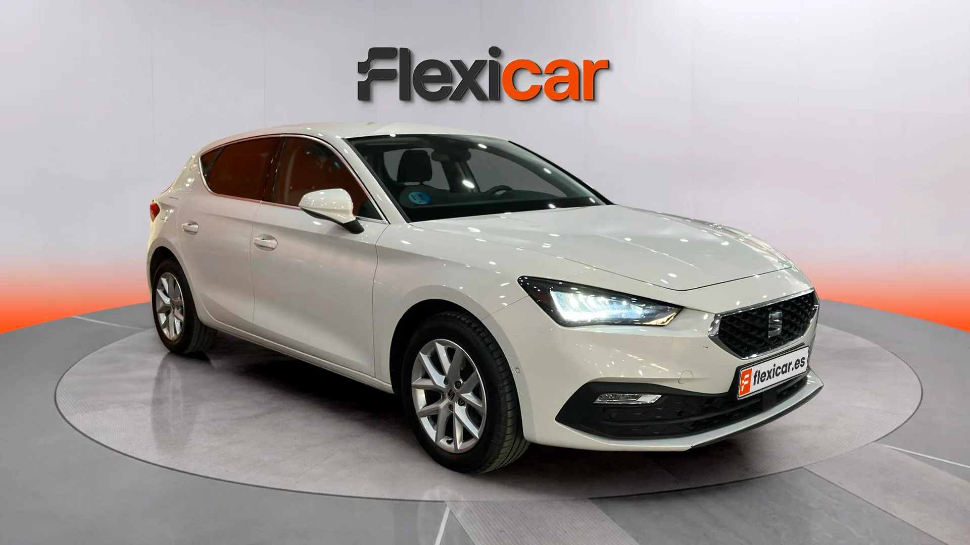 SEAT León 1.5 eTSI DSG-7 Style XM
