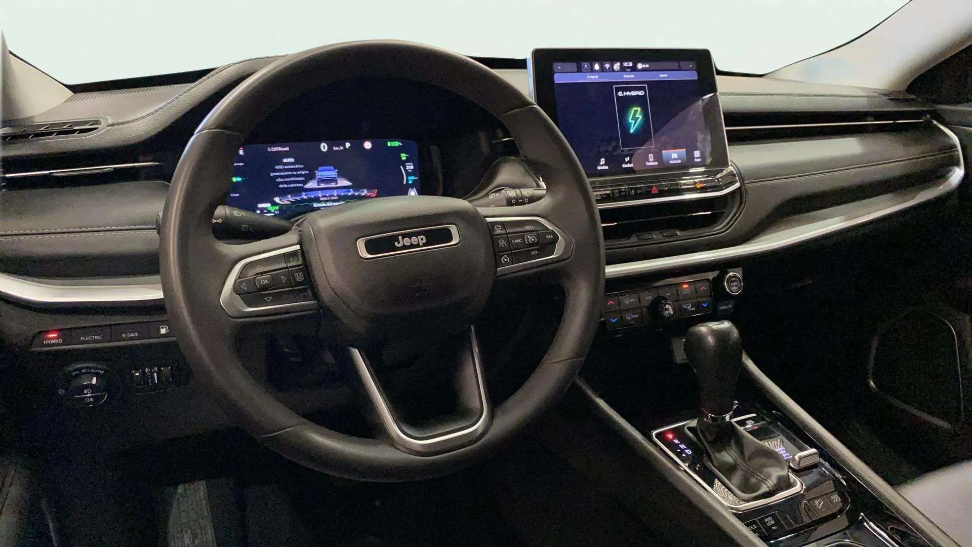 Jeep Compass 4xe 1.3 PHEV Limited AWD - foto 32